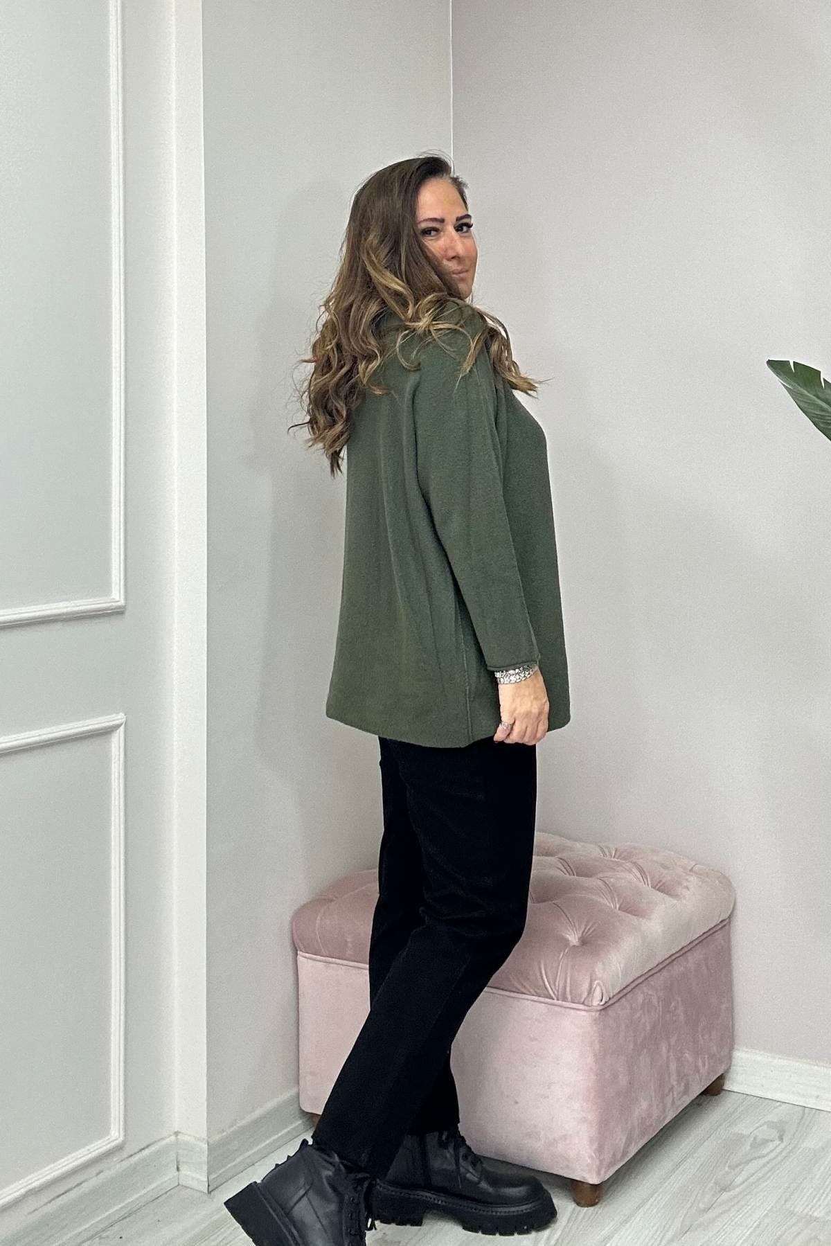Yaka Ponpon Detaylı V Yaka Angora Triko Haki Yeşil