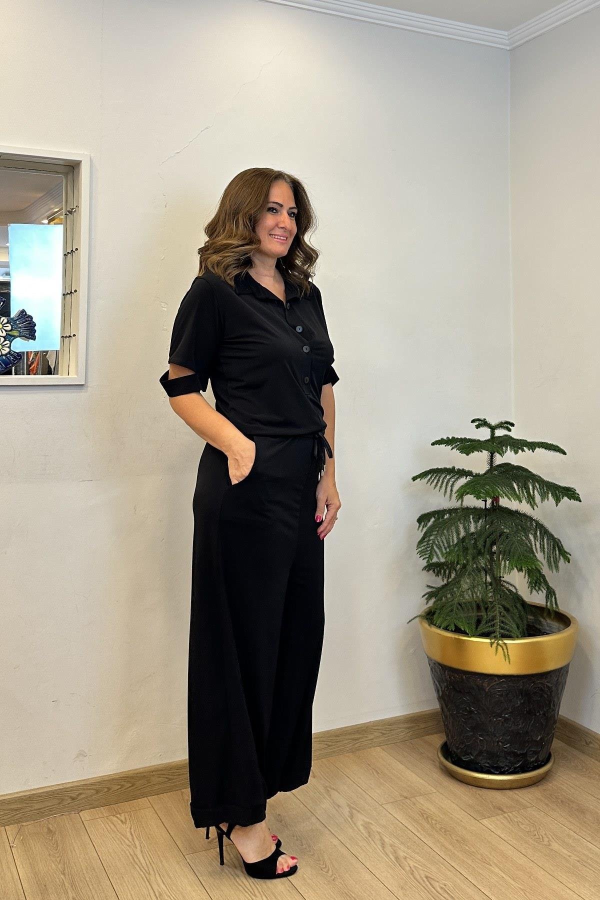 Yakalı Yarım Düğmeli Tulum Siyah