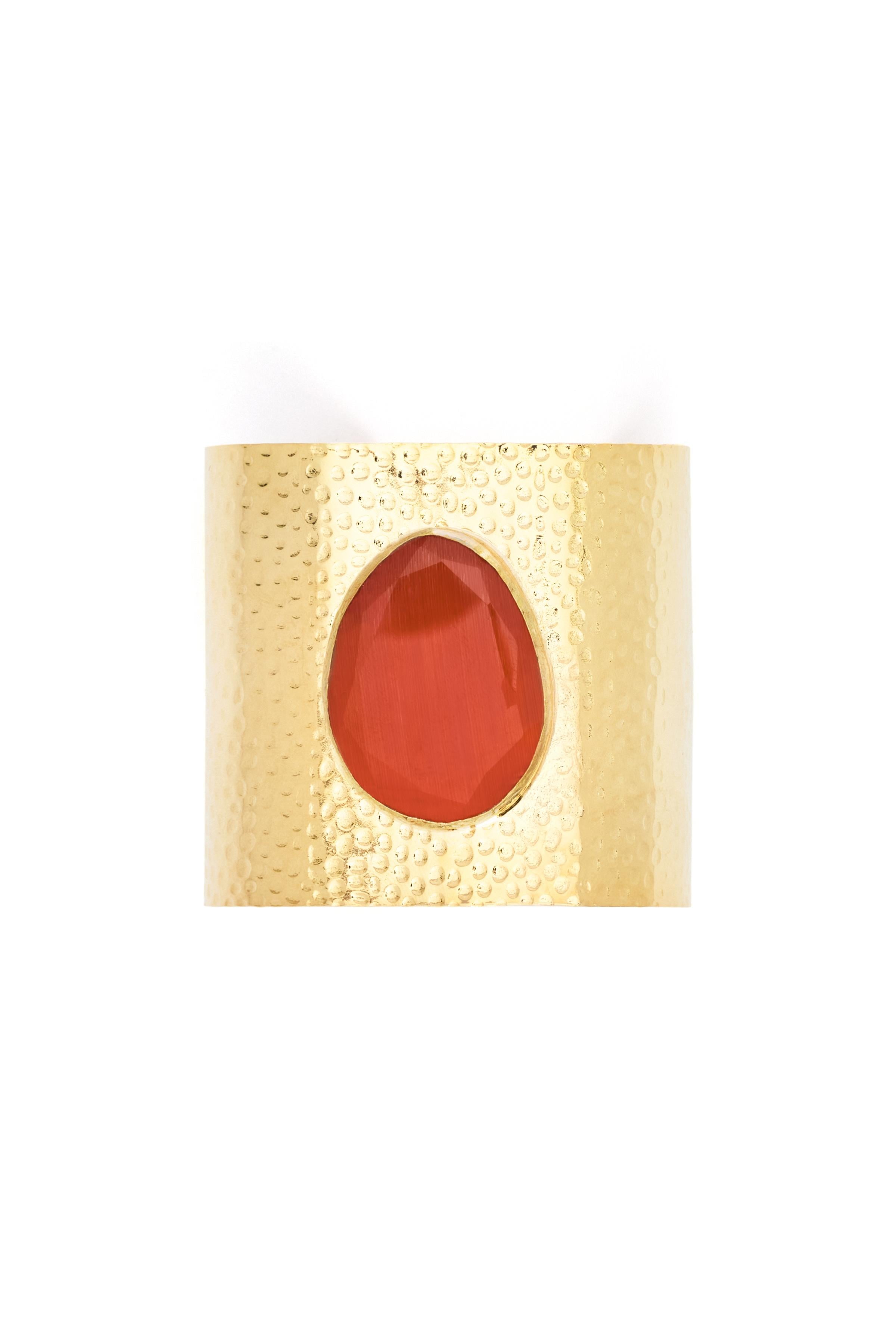 Celeste Cuﬀ Amber