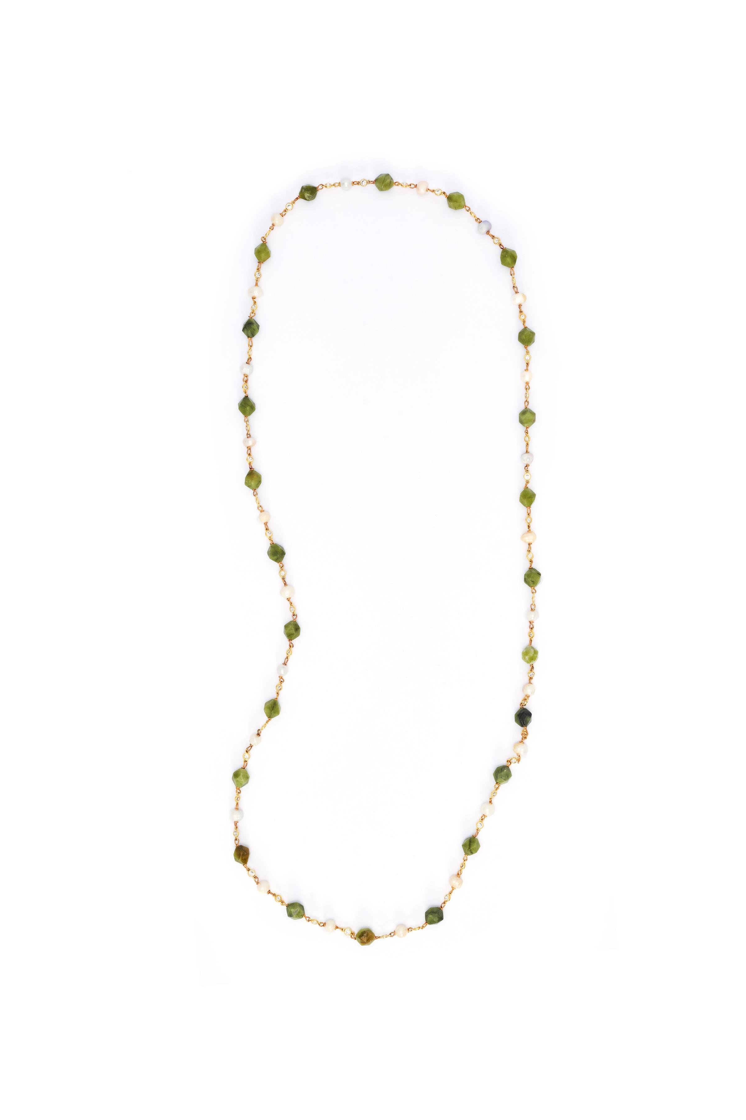 Isla Moss Necklace