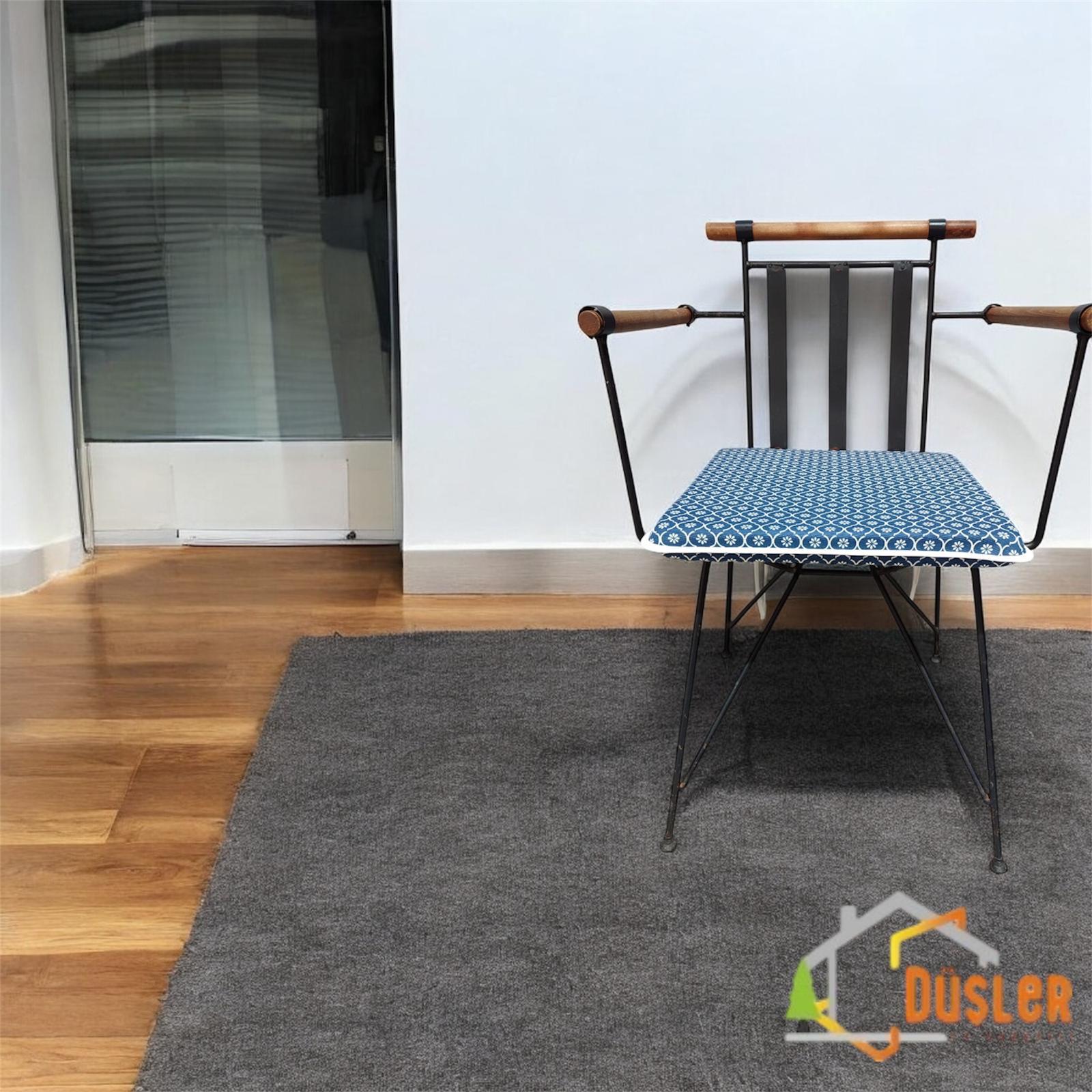 40*40 Duck Kumaş Petrol Mavisi Papatya Desenli 4 Cm lik Sandalye Minderi