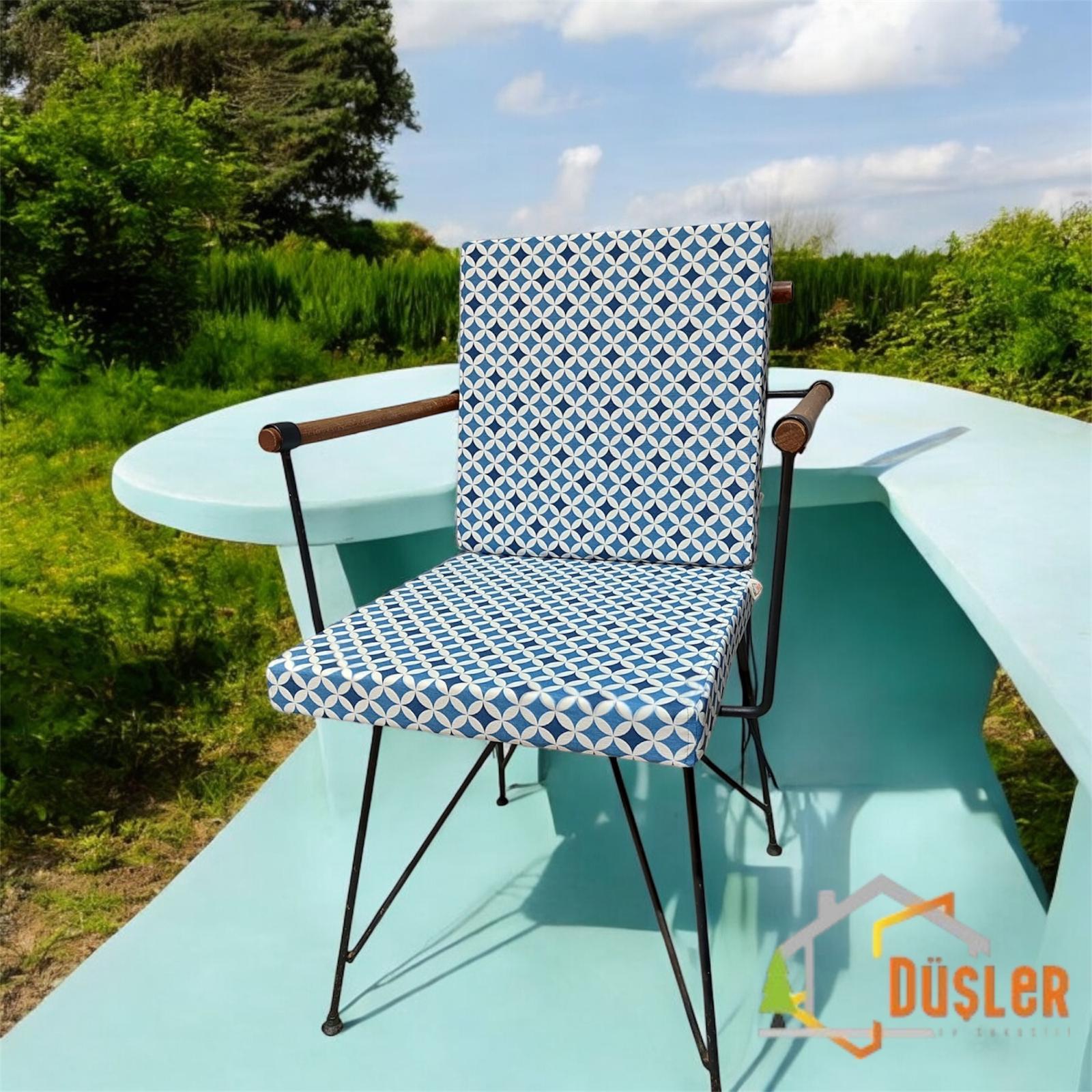 40*80 Duck Kumaş Mavi Geometrik Desenli 5 Cm lik Sırtlı Sandalye Minderi