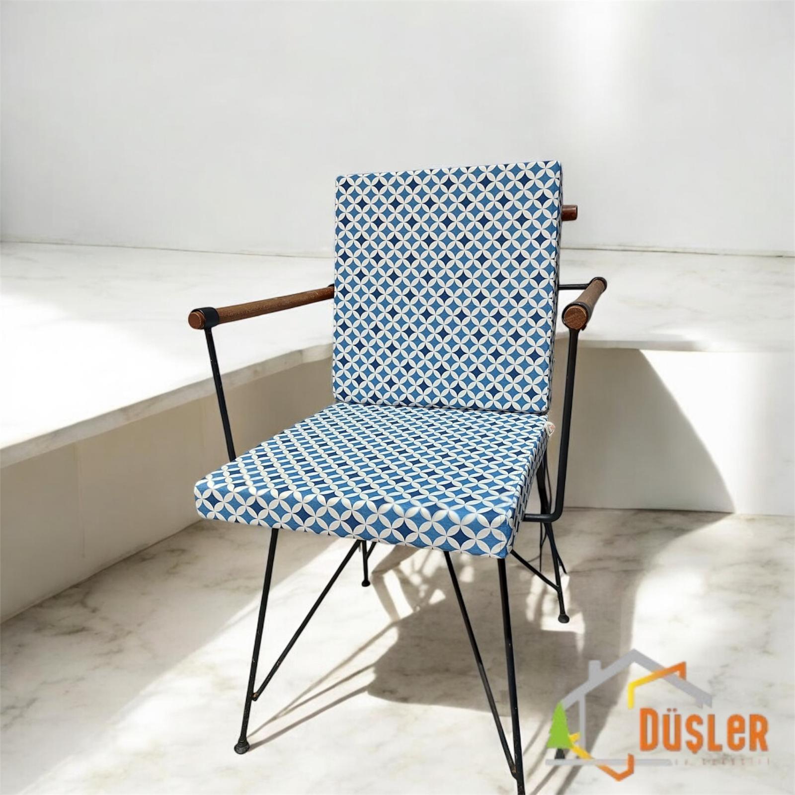 40*80 Duck Kumaş Mavi Geometrik Desenli 5 Cm lik Sırtlı Sandalye Minderi