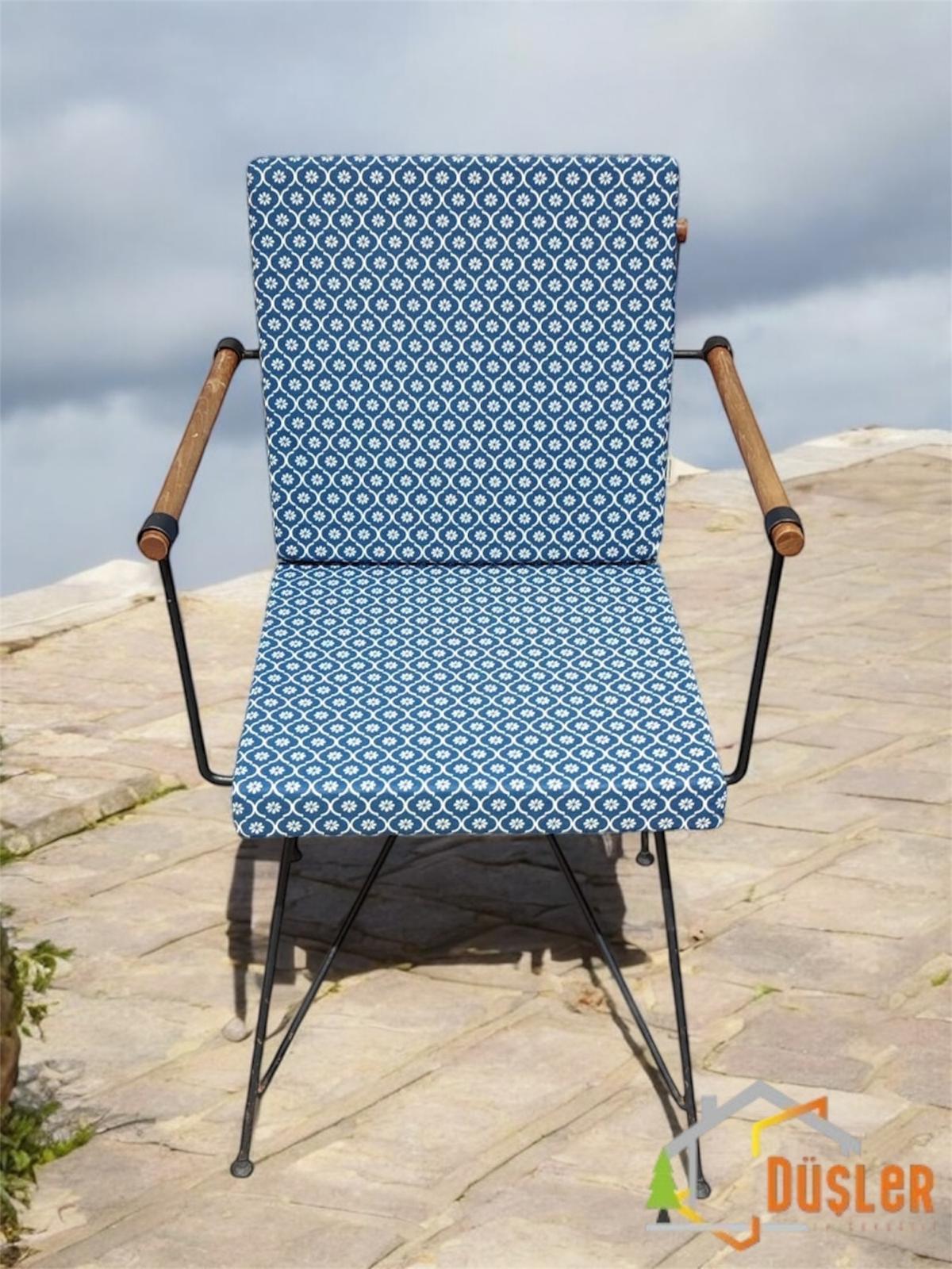 40*80 Duck Kumaş Petrol Mavisi Papatya Desenli 5 Cm lik Sırtlı Sandalye Minderi