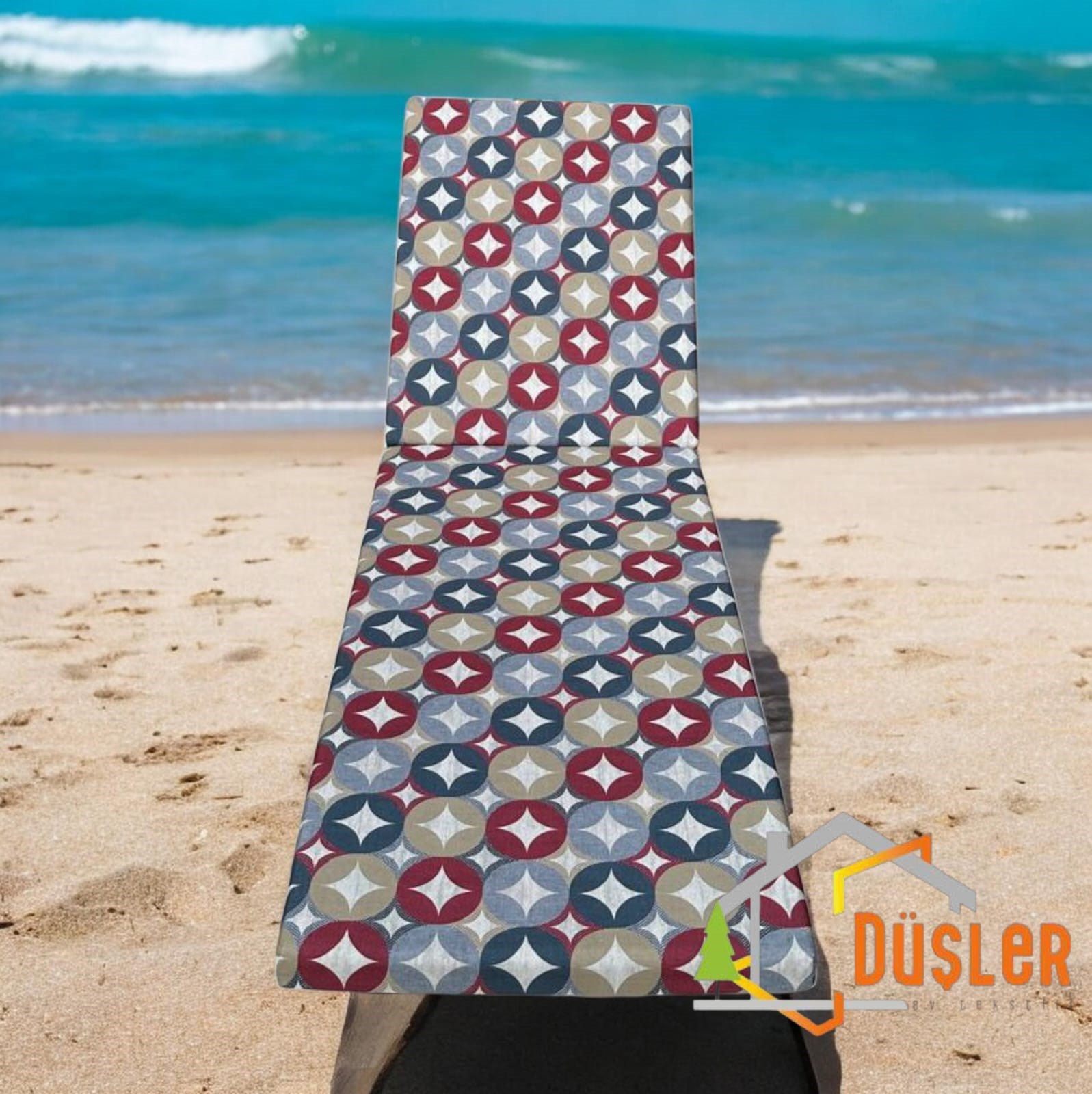 Düşler Ev Tekstili Lacivert Bordo Renkli Geometrik Desenli Su ve Leke İtici Kumaş Fermuarlı Bağcıklı Yıkanabilir Kılıf Bahçe Havuz Plaj Şezlong Minderi