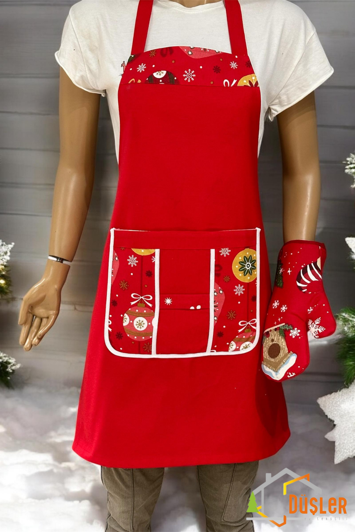 Kırmızı Yılbaşı Hediye Fiyonk Cepli Desenli Mutfak Önlüğü