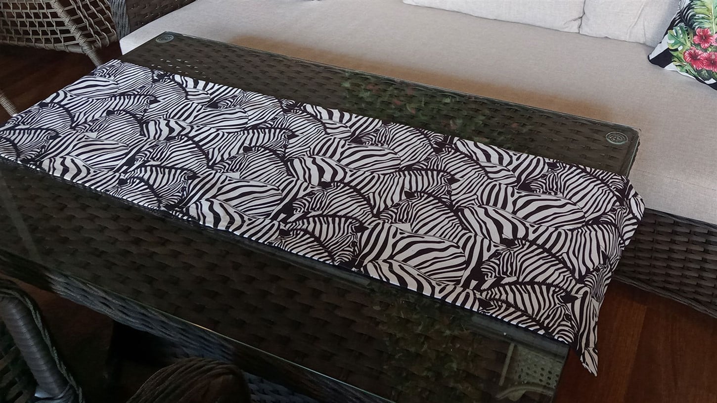 Runner Zebra Desen