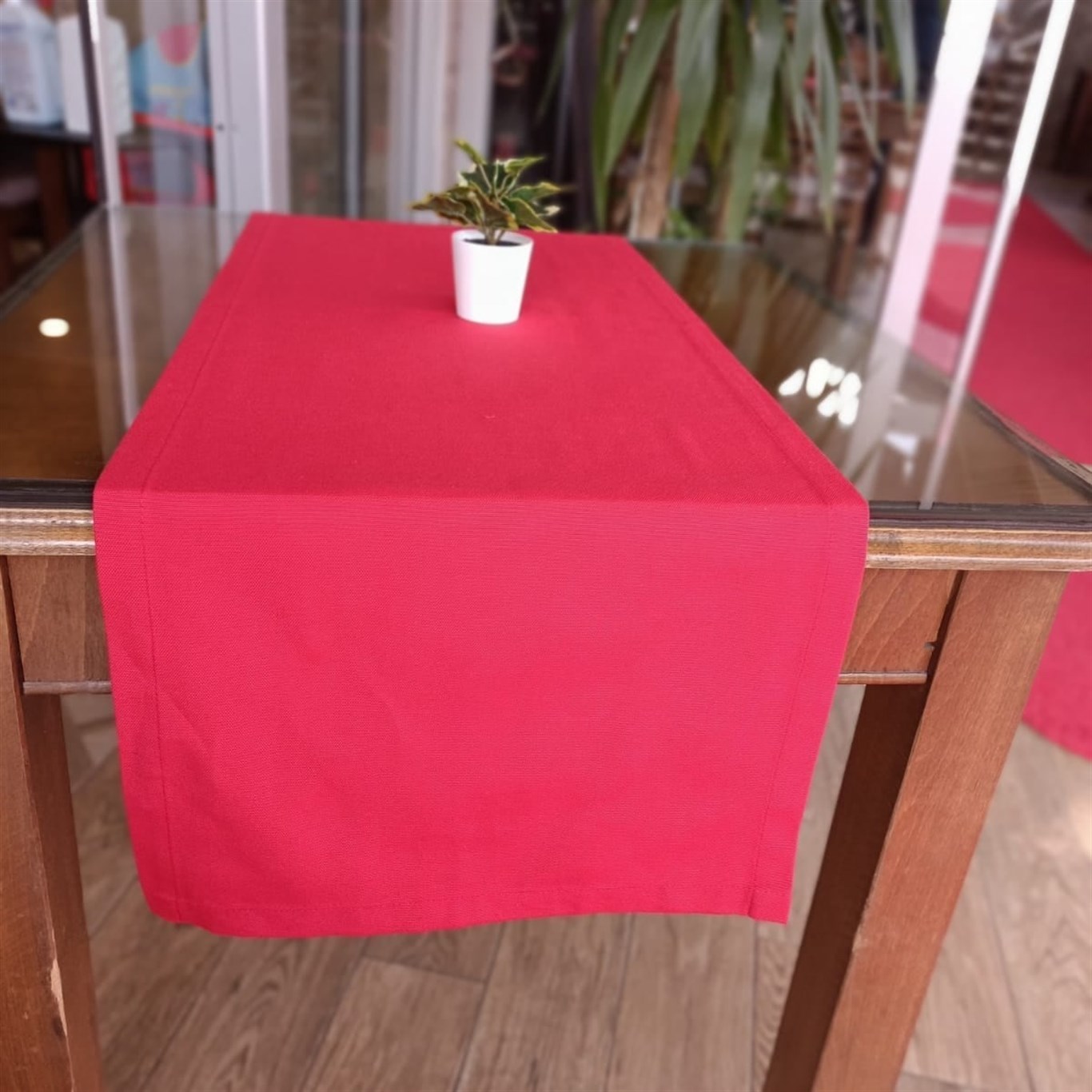 Yılbaşı Kırmızı Runner