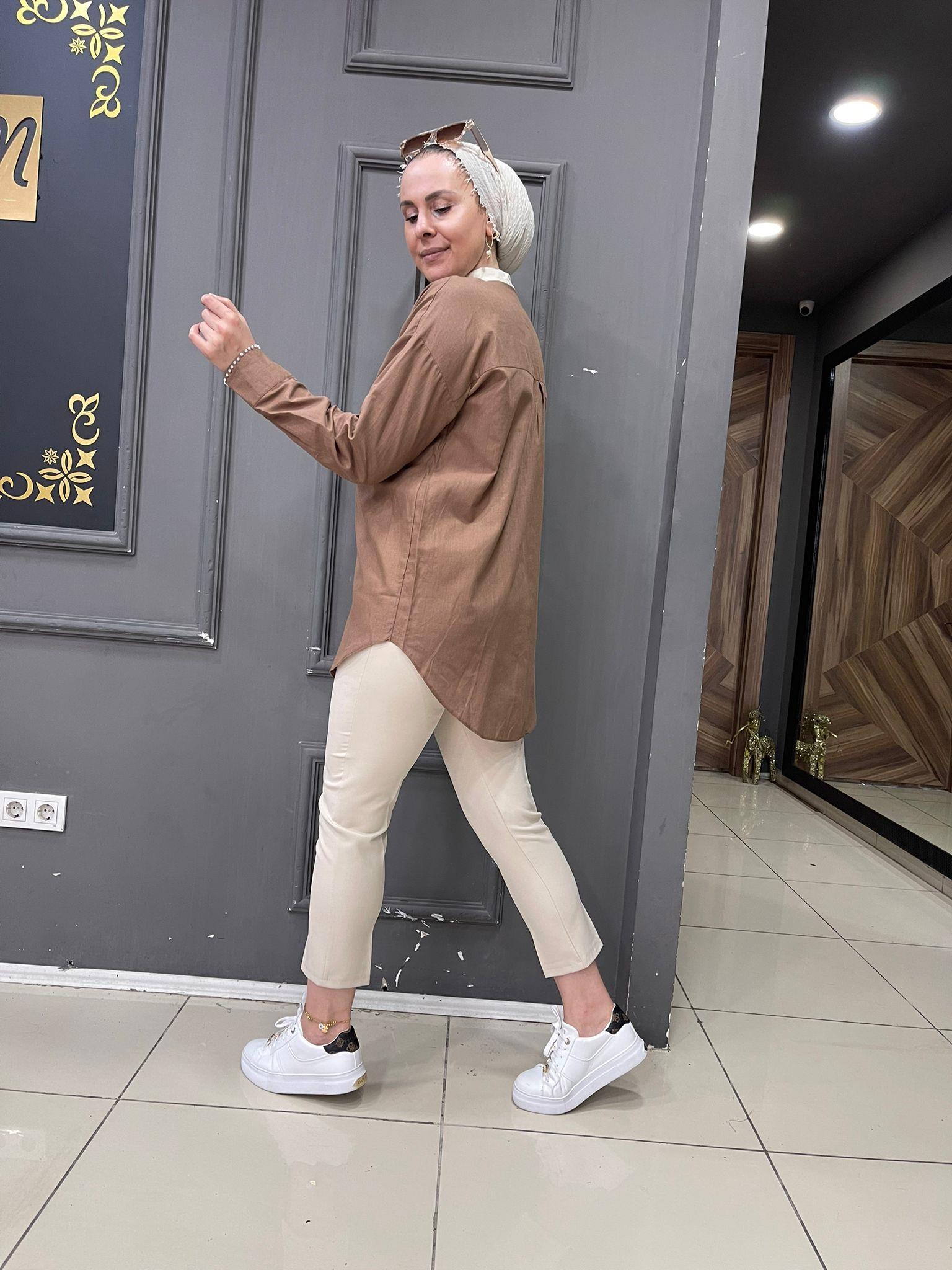Keten Yaka Krem Taşlı Gömlek Kahve