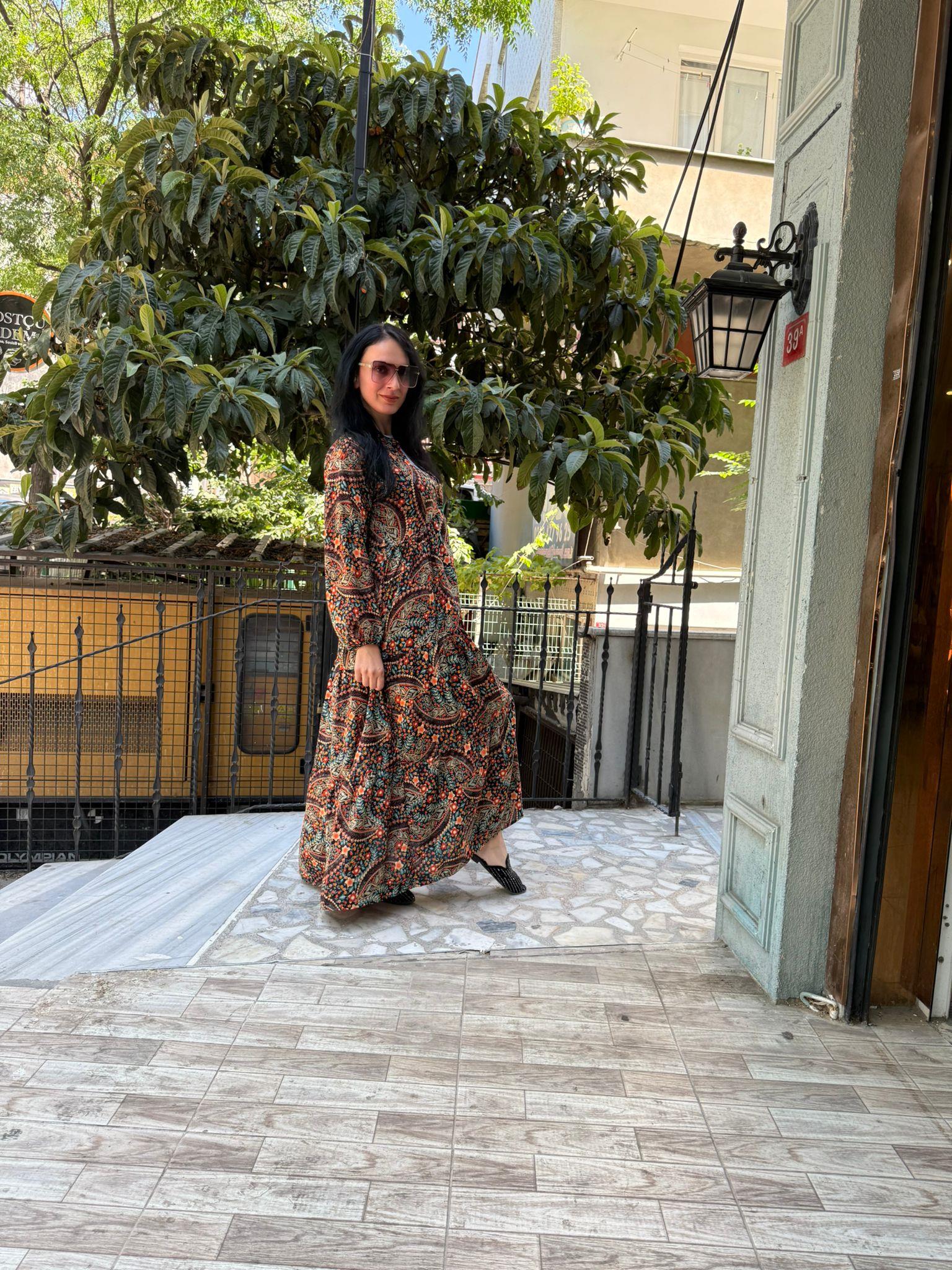Siyah Turuncu Çıtır Desen Elbise