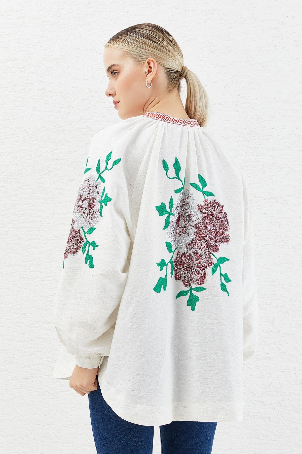 DADALİ Yakası Bağcıklı Nakışlı Kimono Ekru