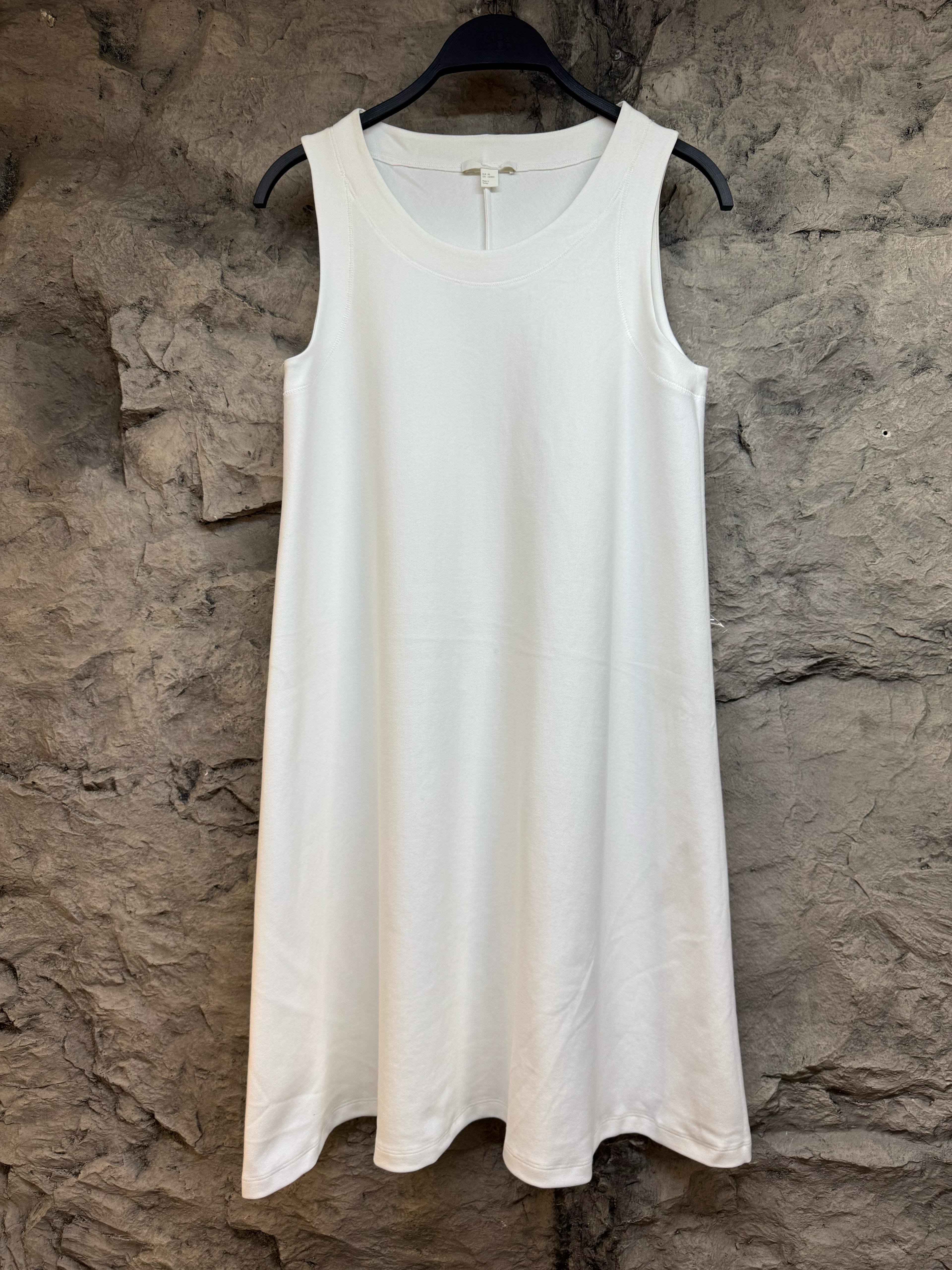 C.S Mavi Bisiklet Yaka Beyaz Elbise