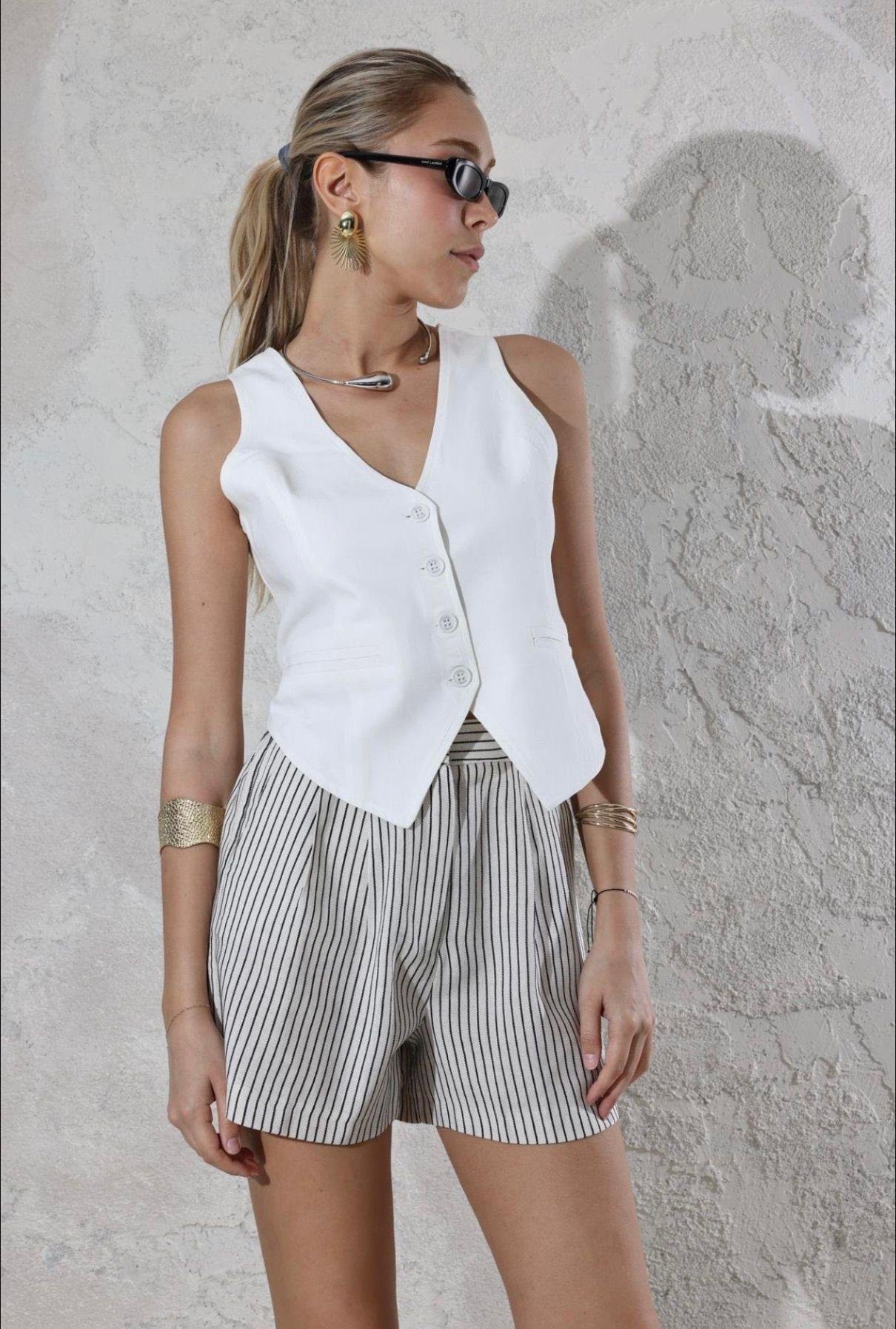 Çizgili Keten Şort