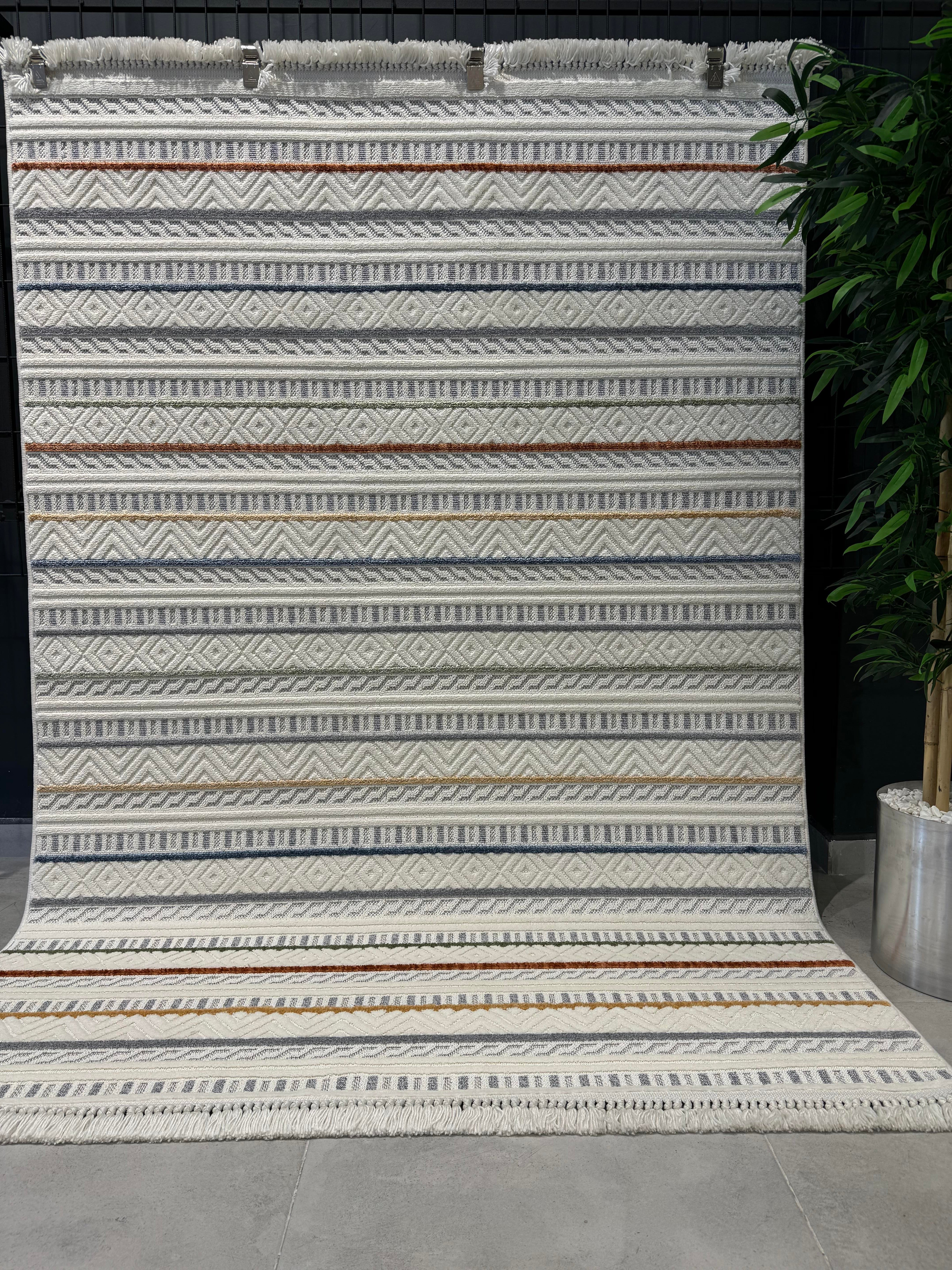 Aruna 9004 Multi 