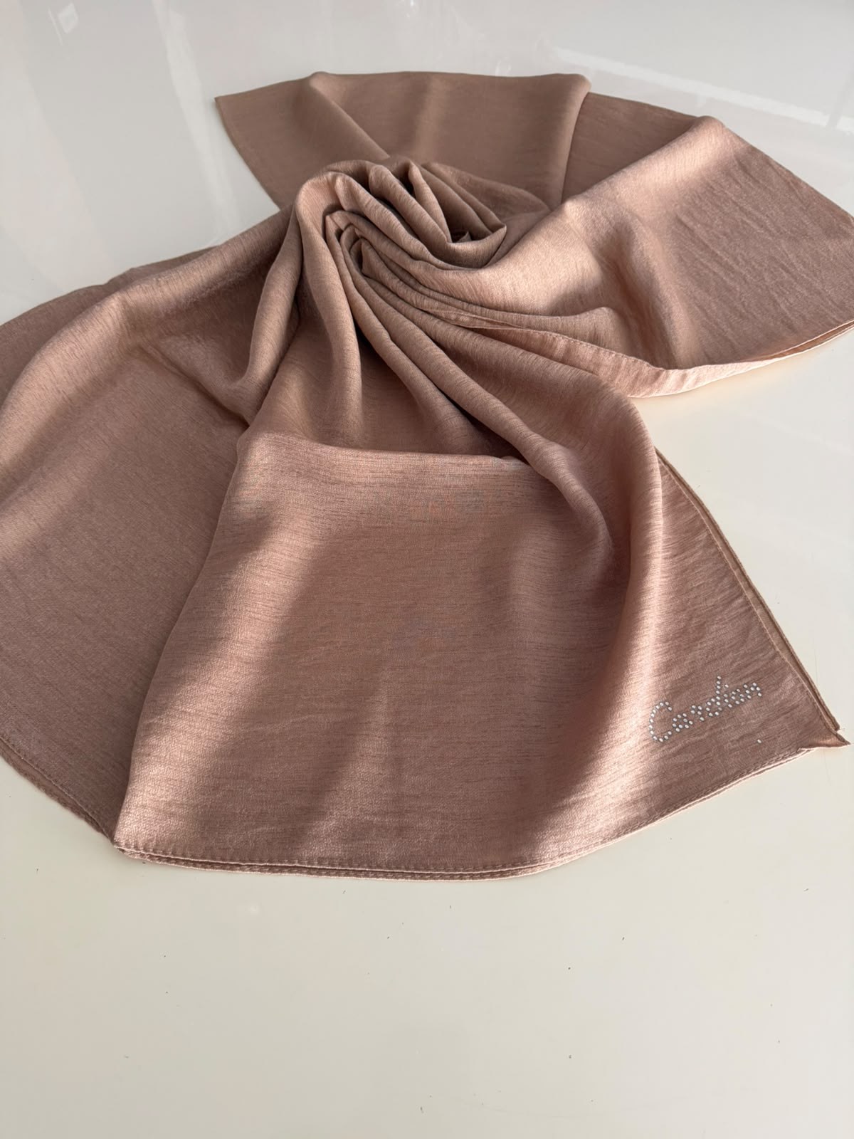 Hafif ve Parlak Dokulu 75x190cm Şal FRY