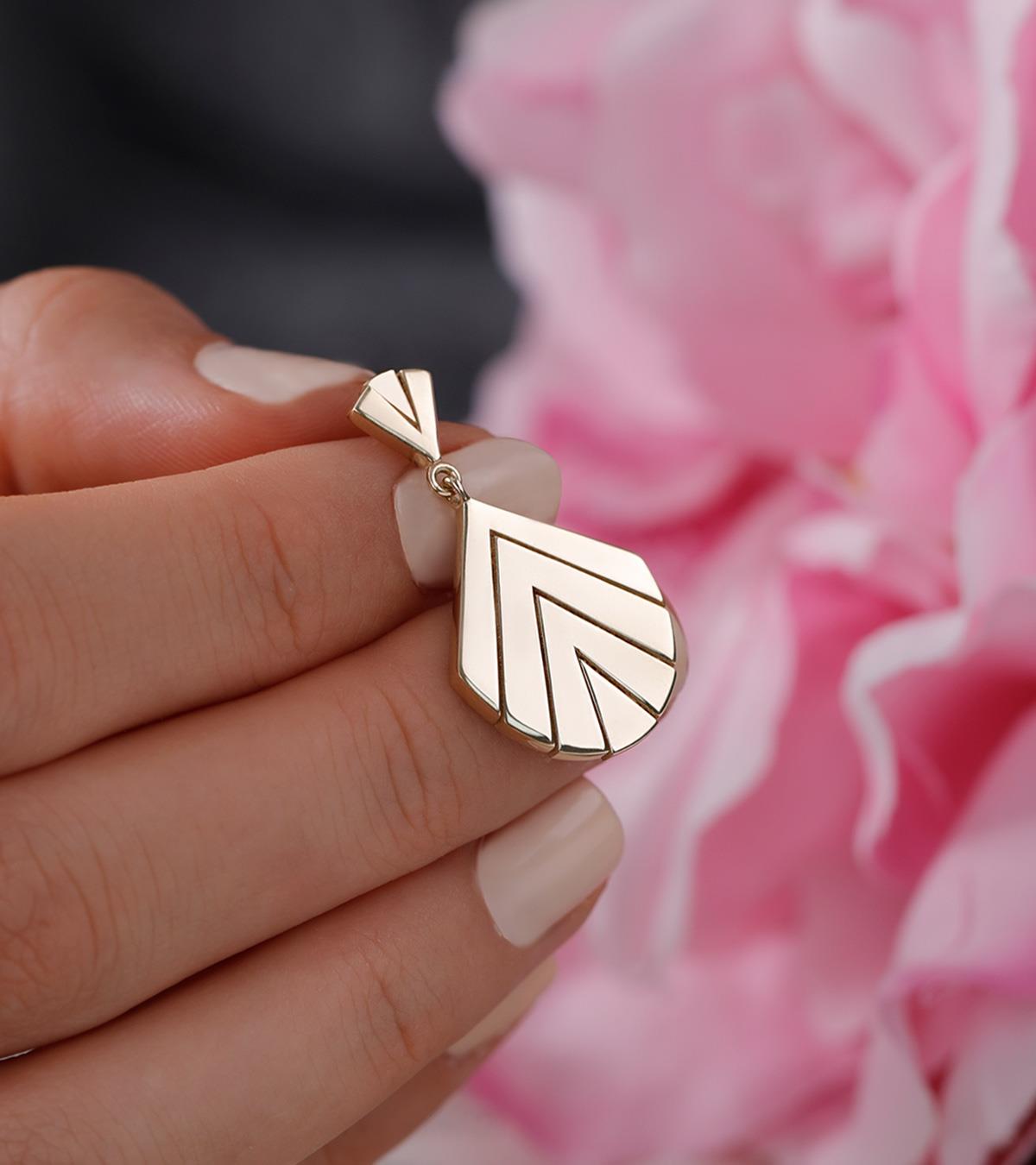 Tulip Küpe