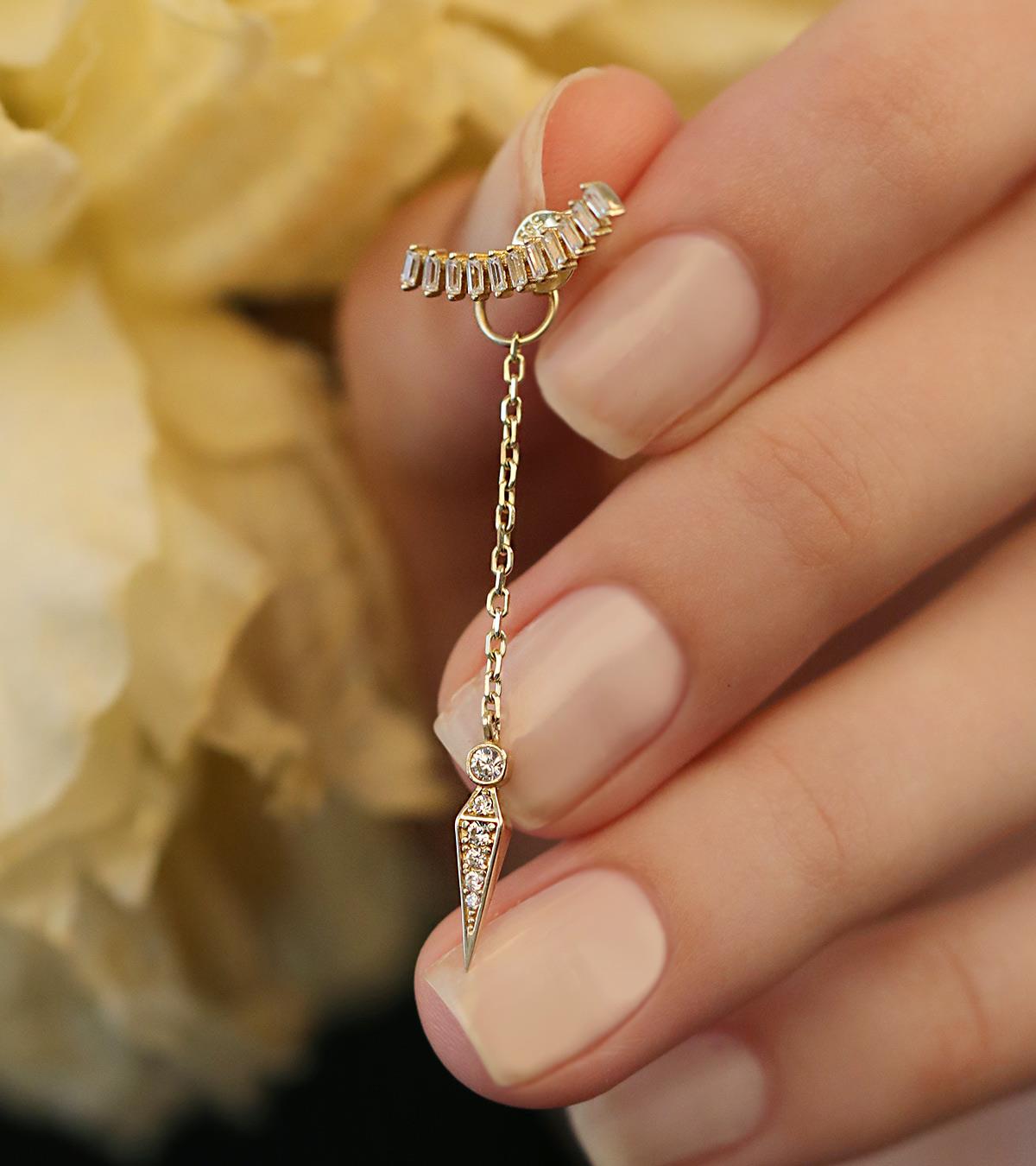 Zincirli Baget Parantez Küpe