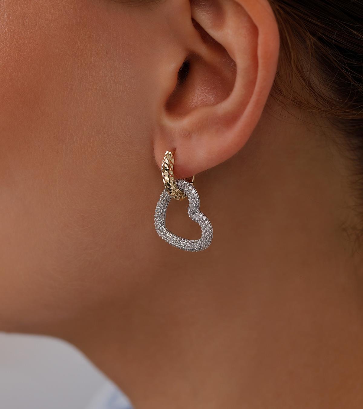 Kalp Sallantılı Oval Küpe