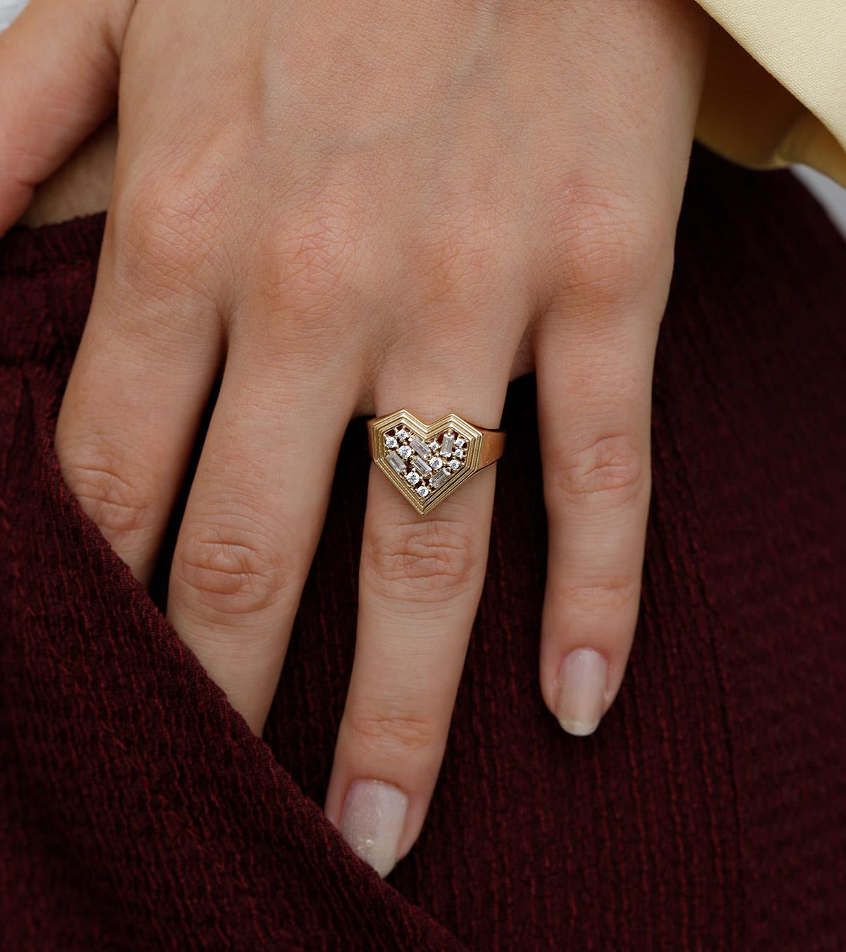 Baget Taşlı Kalp Yüzük