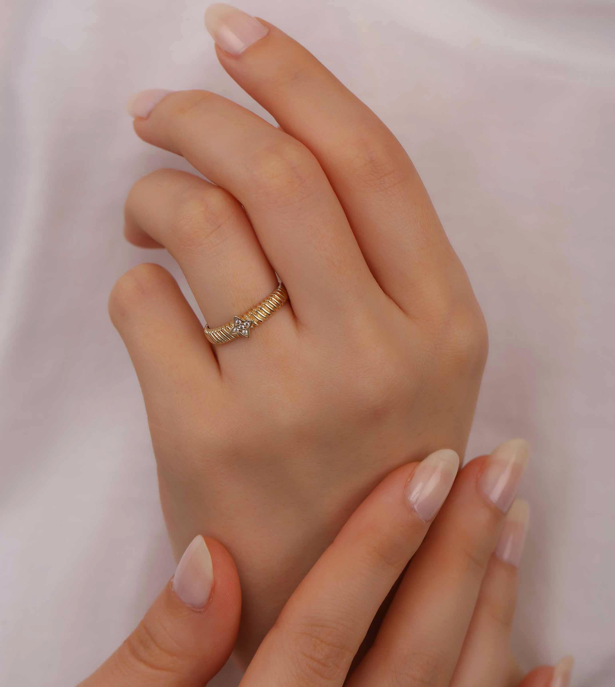 Çizgili Kardelen Yüzük