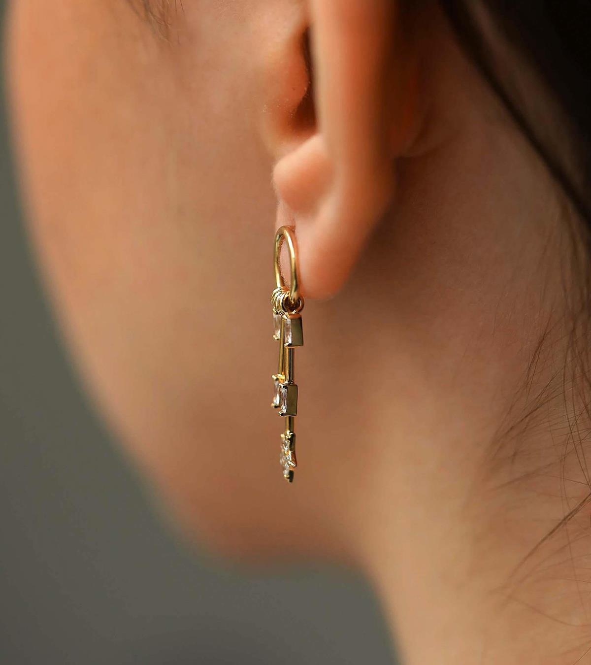 Çubuklu Halka Küpe