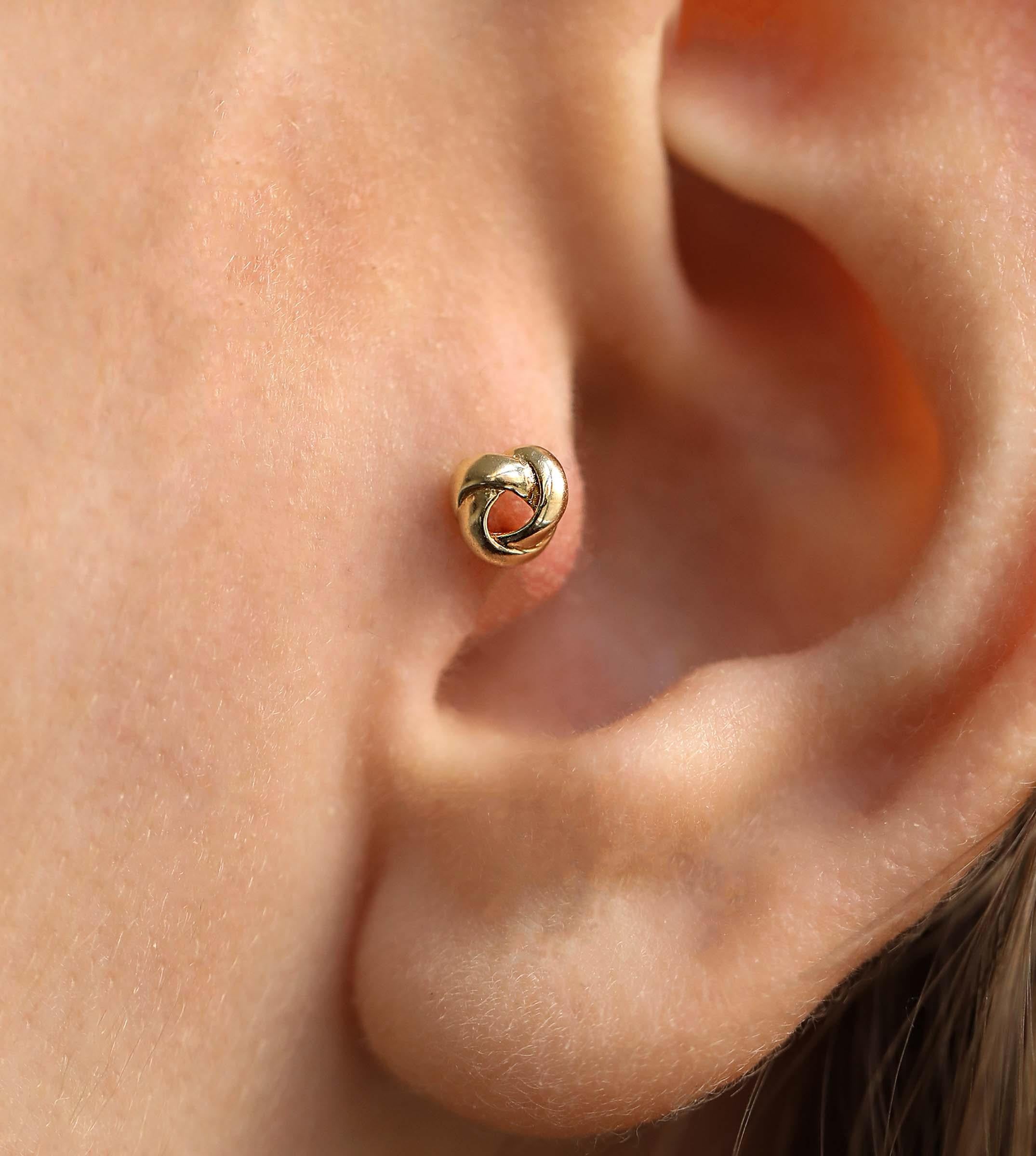 Dönence Piercing
