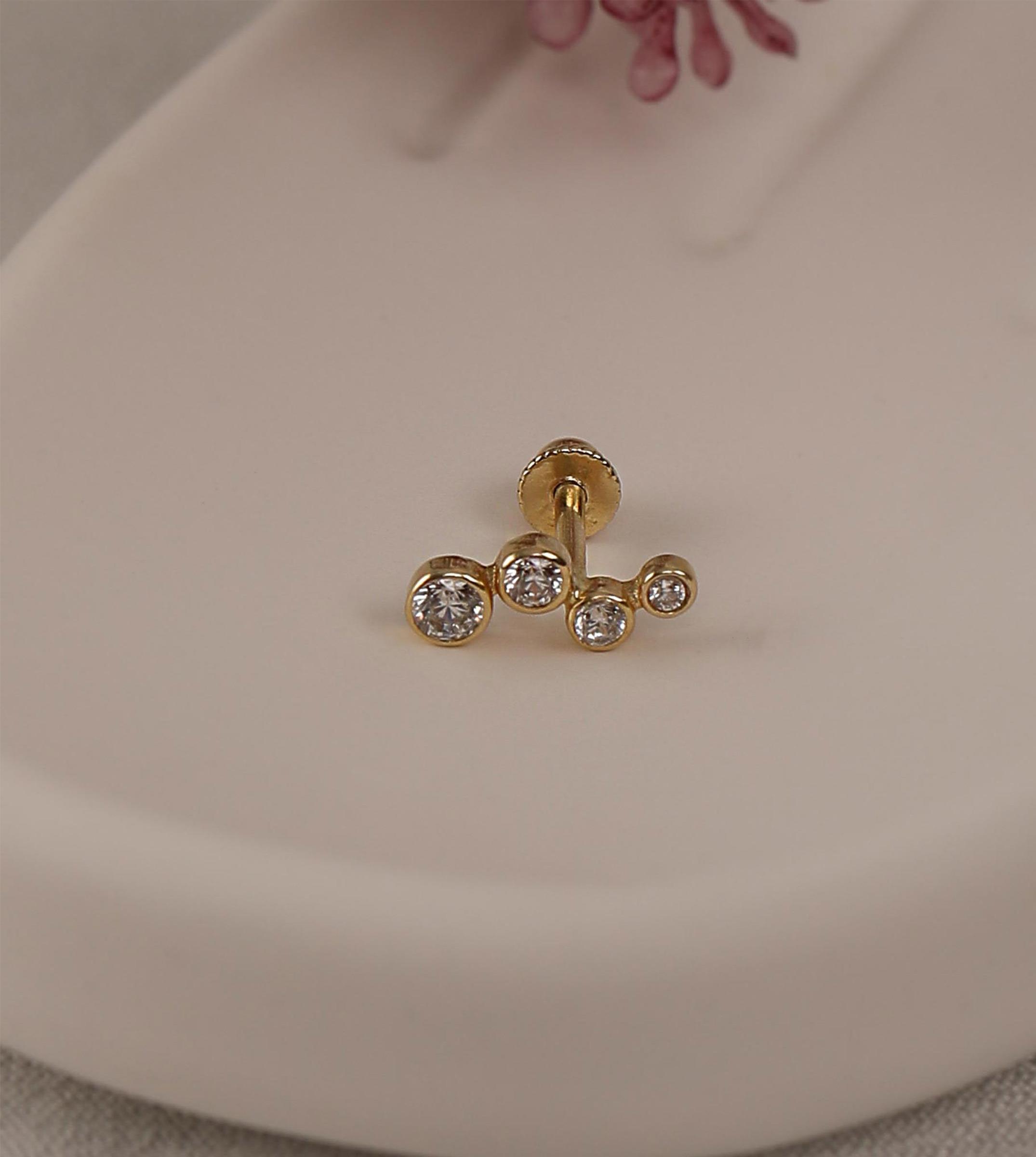 Dört Taş Piercing (Tragus)