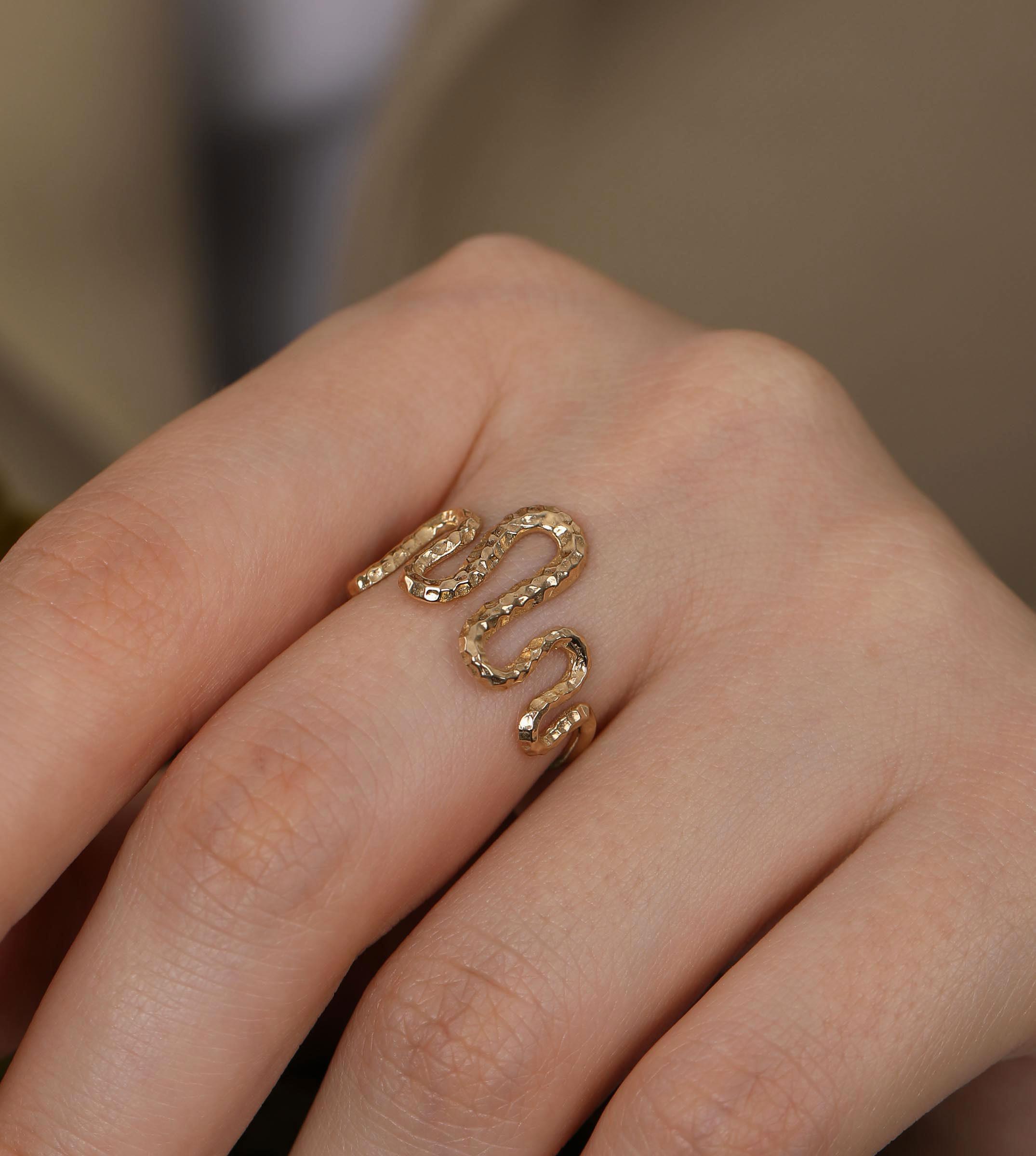 Dövme Yılan Yüzük