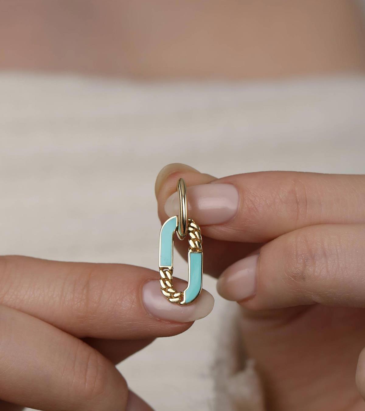 Gurmet Detaylı Oval Küpe