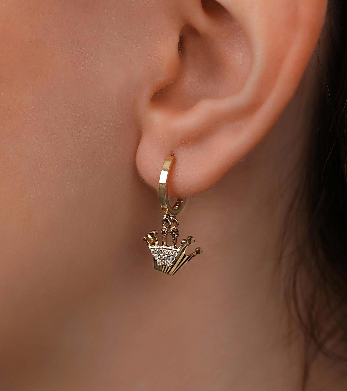 İki Taçlı Sallantılı Küpe