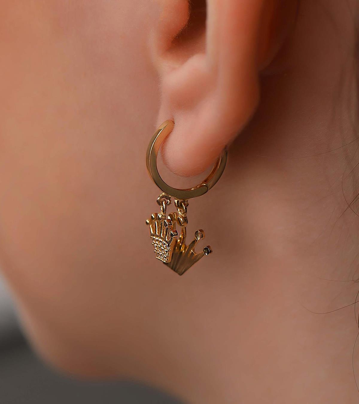 İki Taçlı Sallantılı Küpe