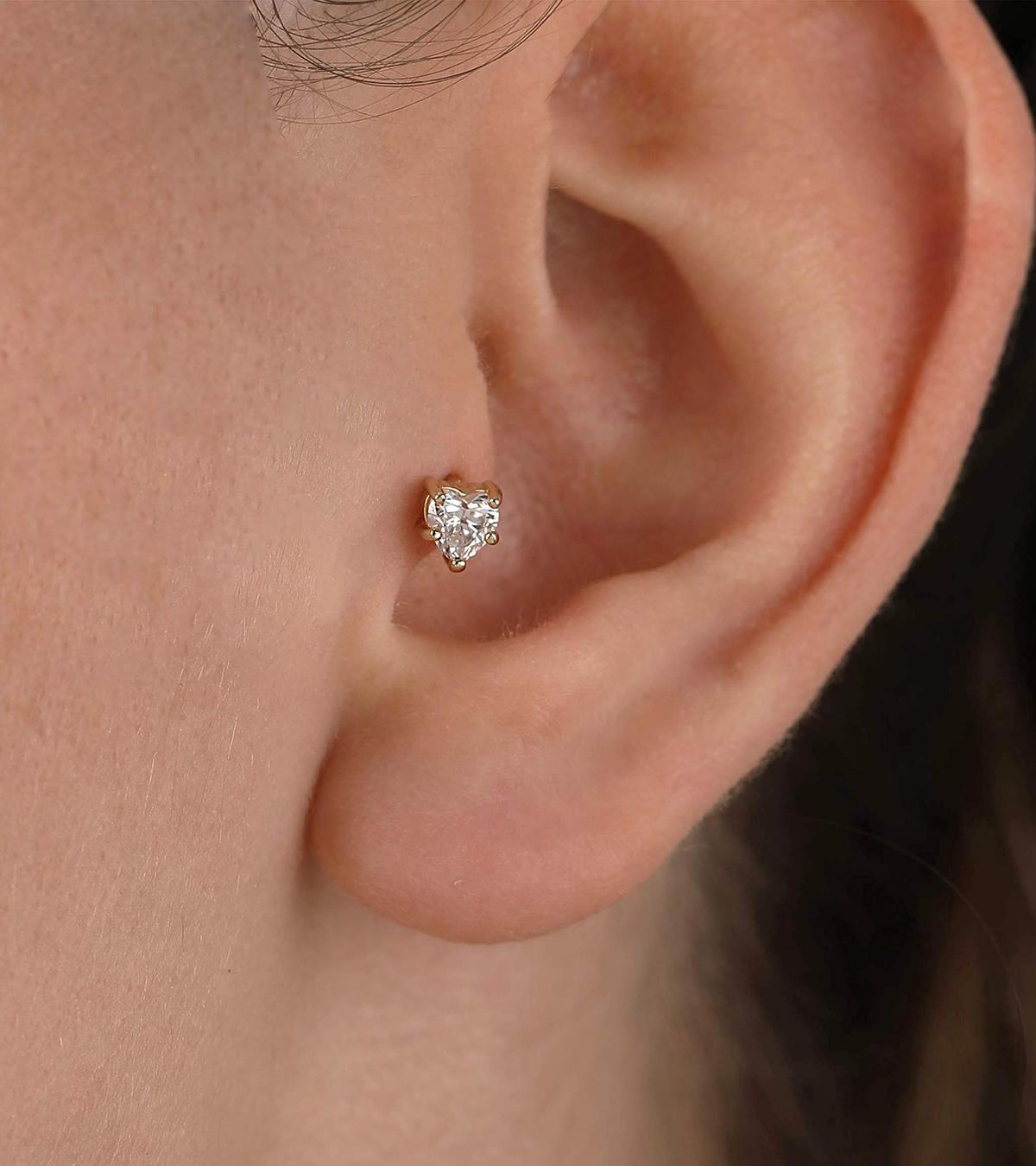 Kalp Tektaş Piercing (Tragus)