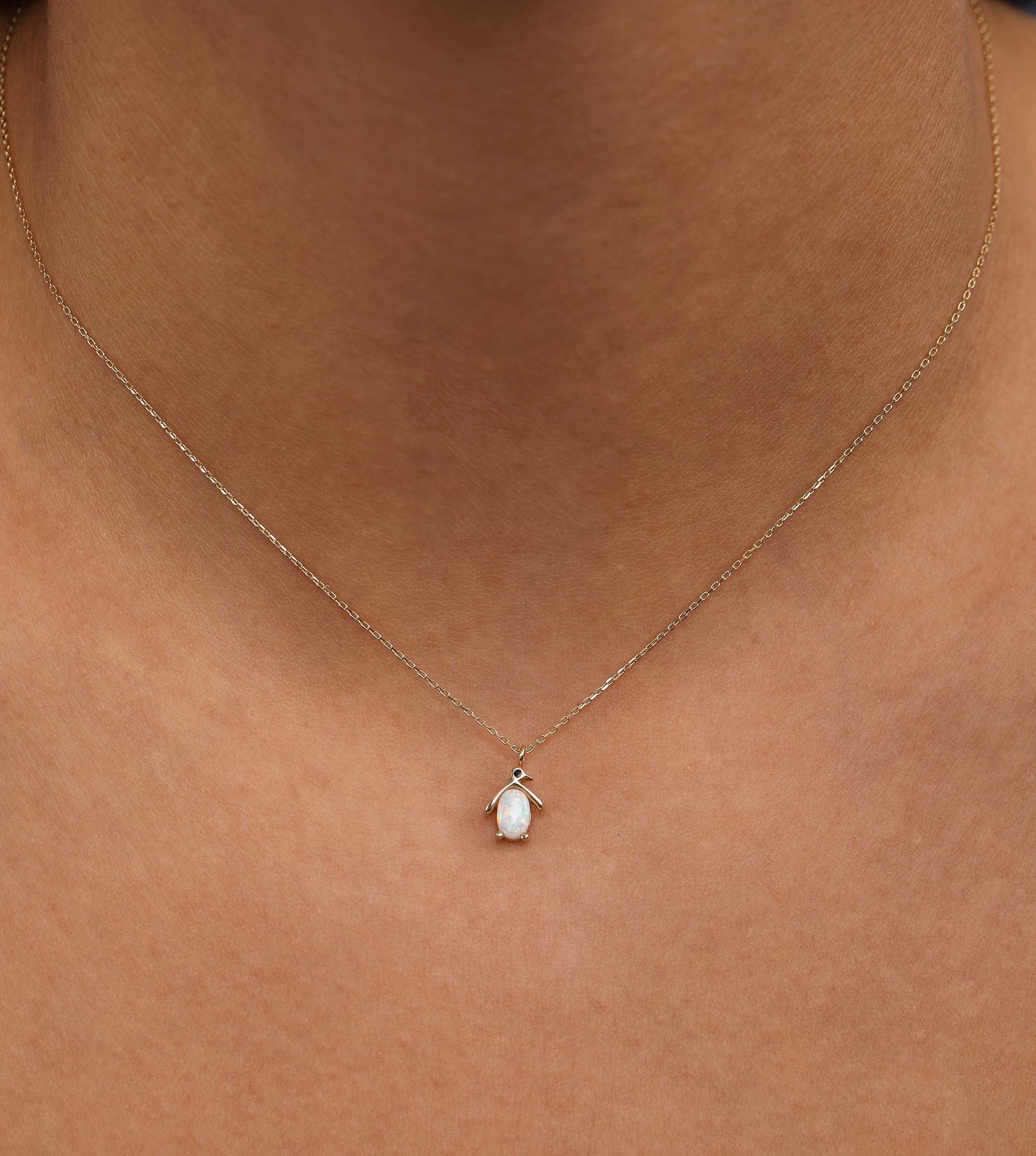 Opal Taşlı Penguen Kolye