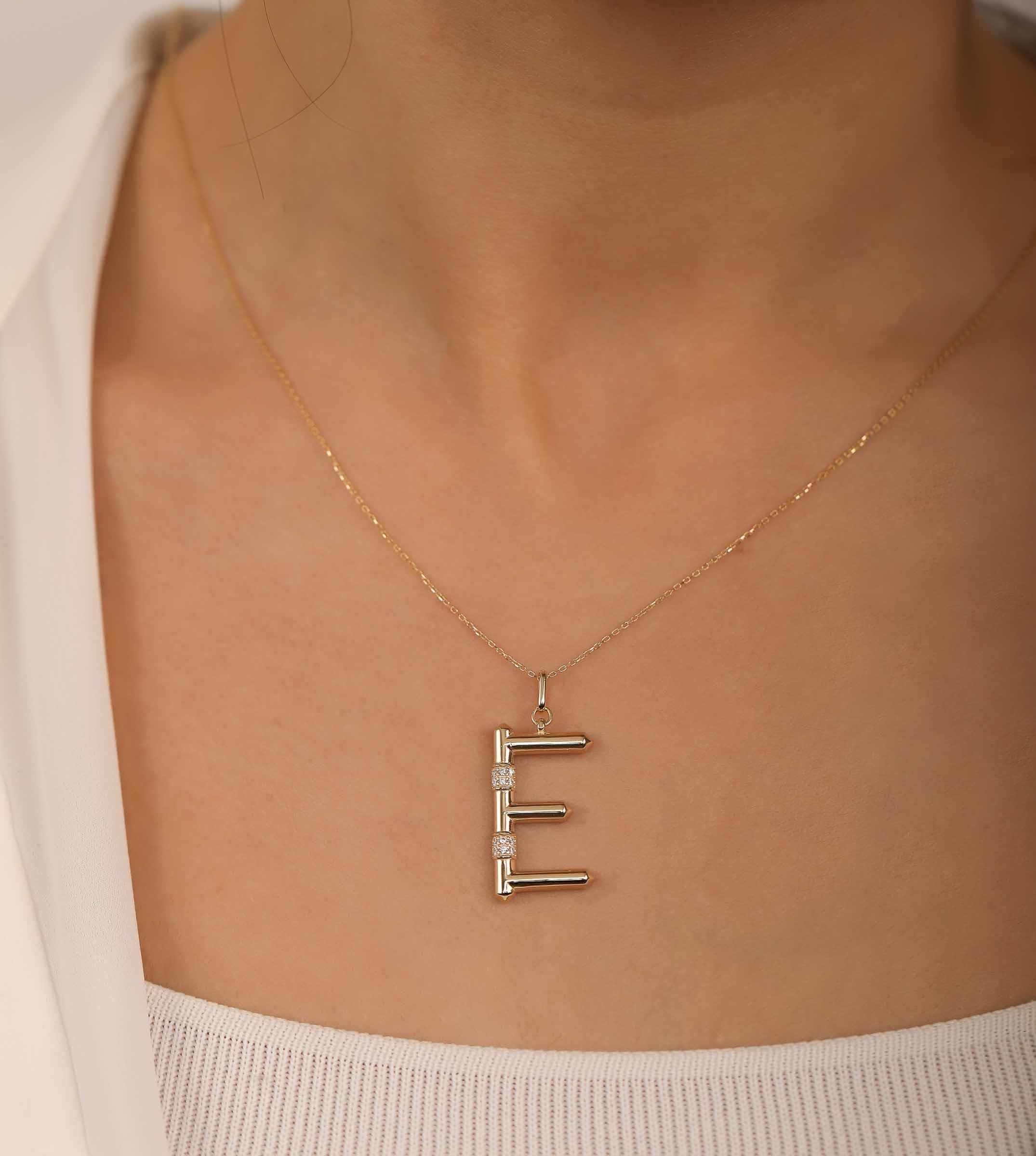 Taşlı Bambu Harf Kolye