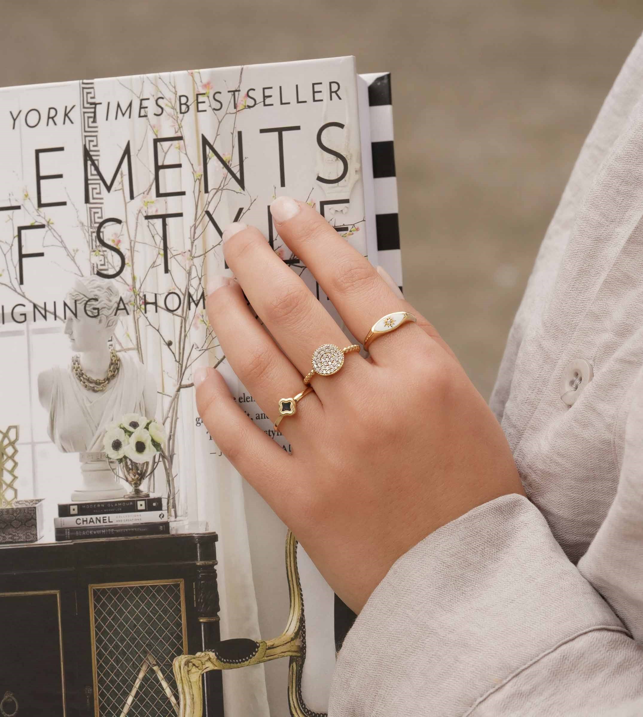 Taşlı Oval Yüzük