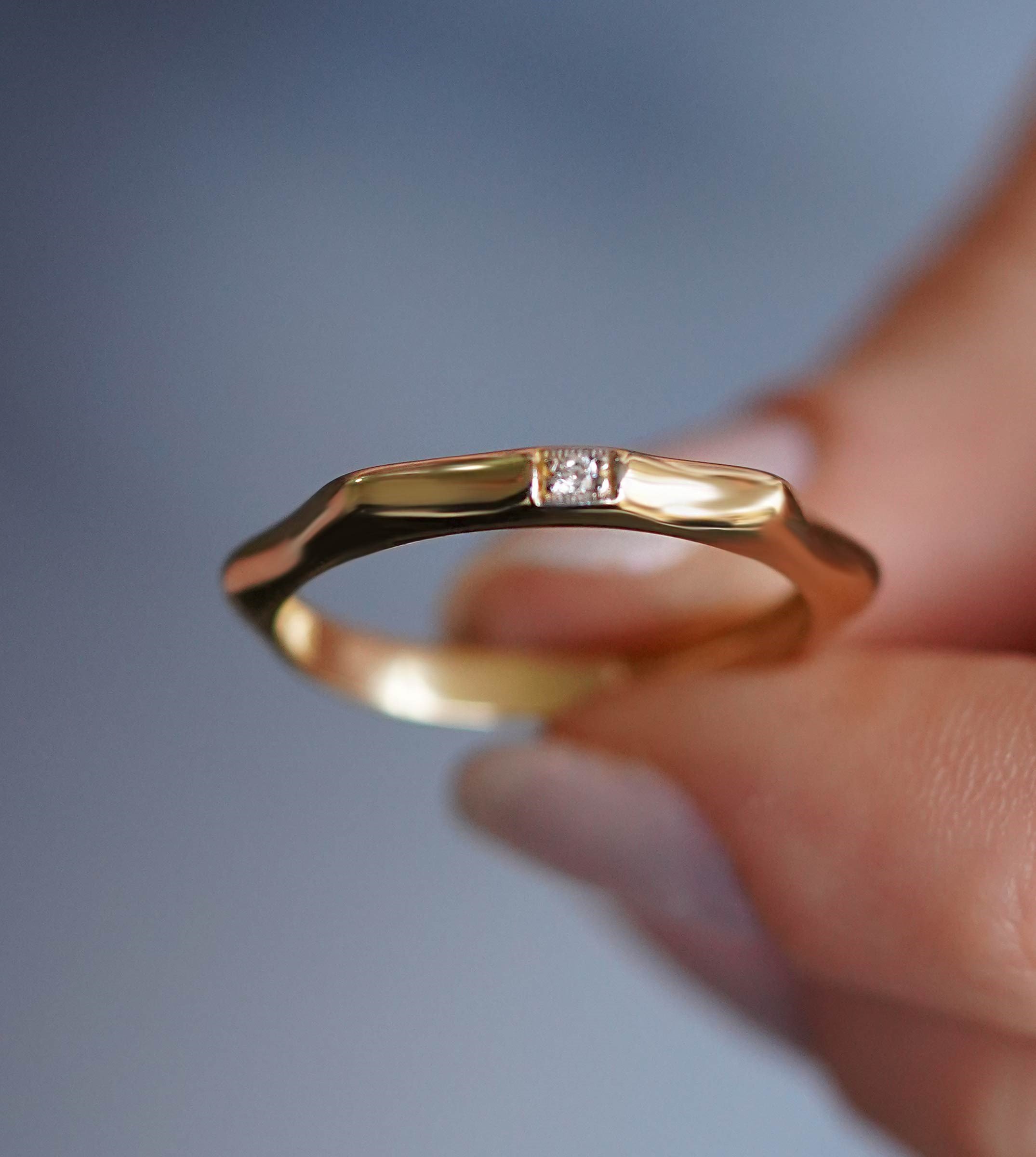 Tek Taşlı Konkav Yüzük