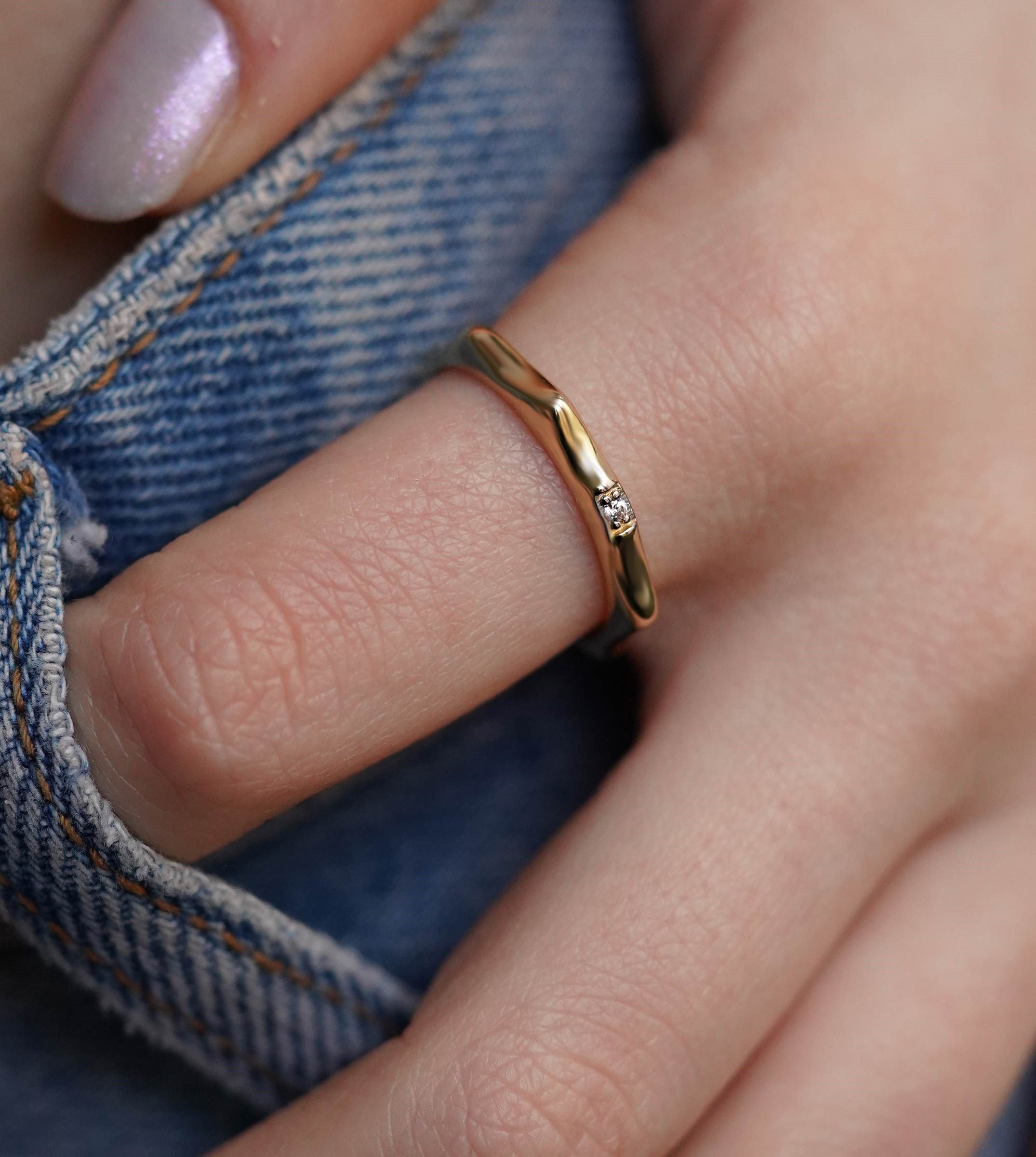 Tek Taşlı Konkav Yüzük