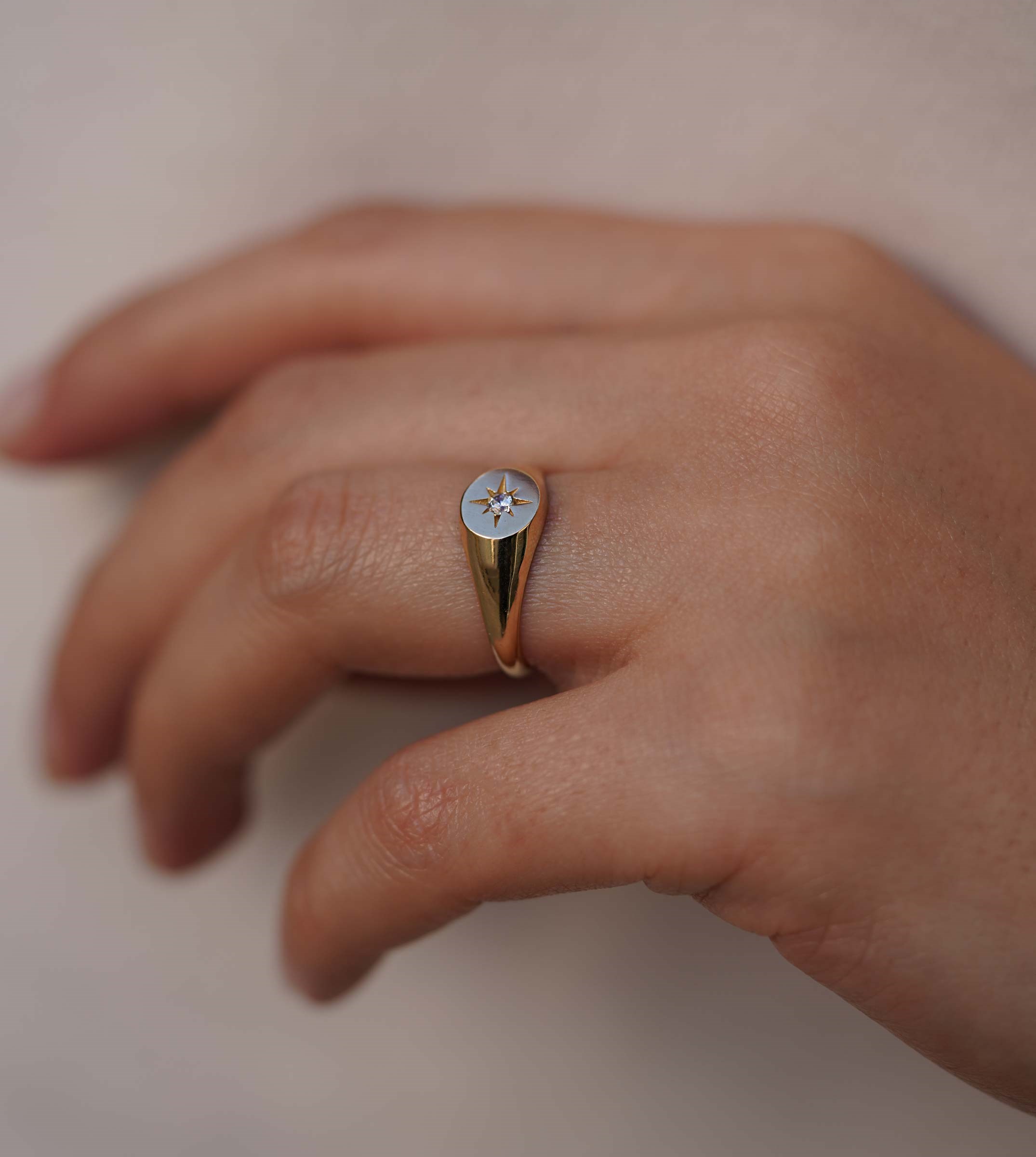 Yıldız Taşlı Yüzük