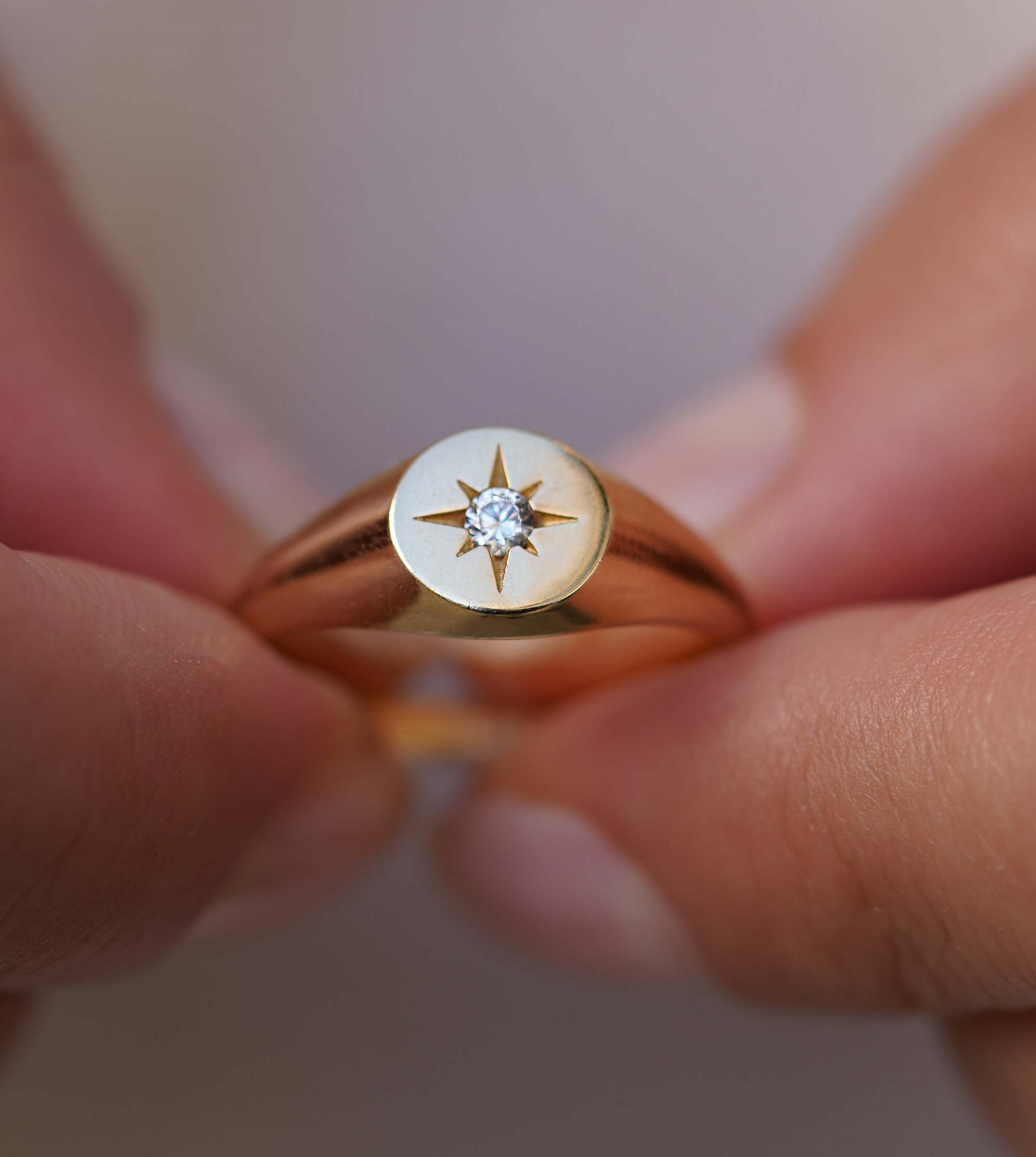 Yıldız Taşlı Yüzük