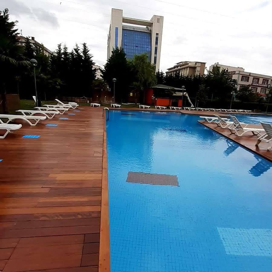 CLOU 30777.00000 Boat and Yacht Varnish 750ml