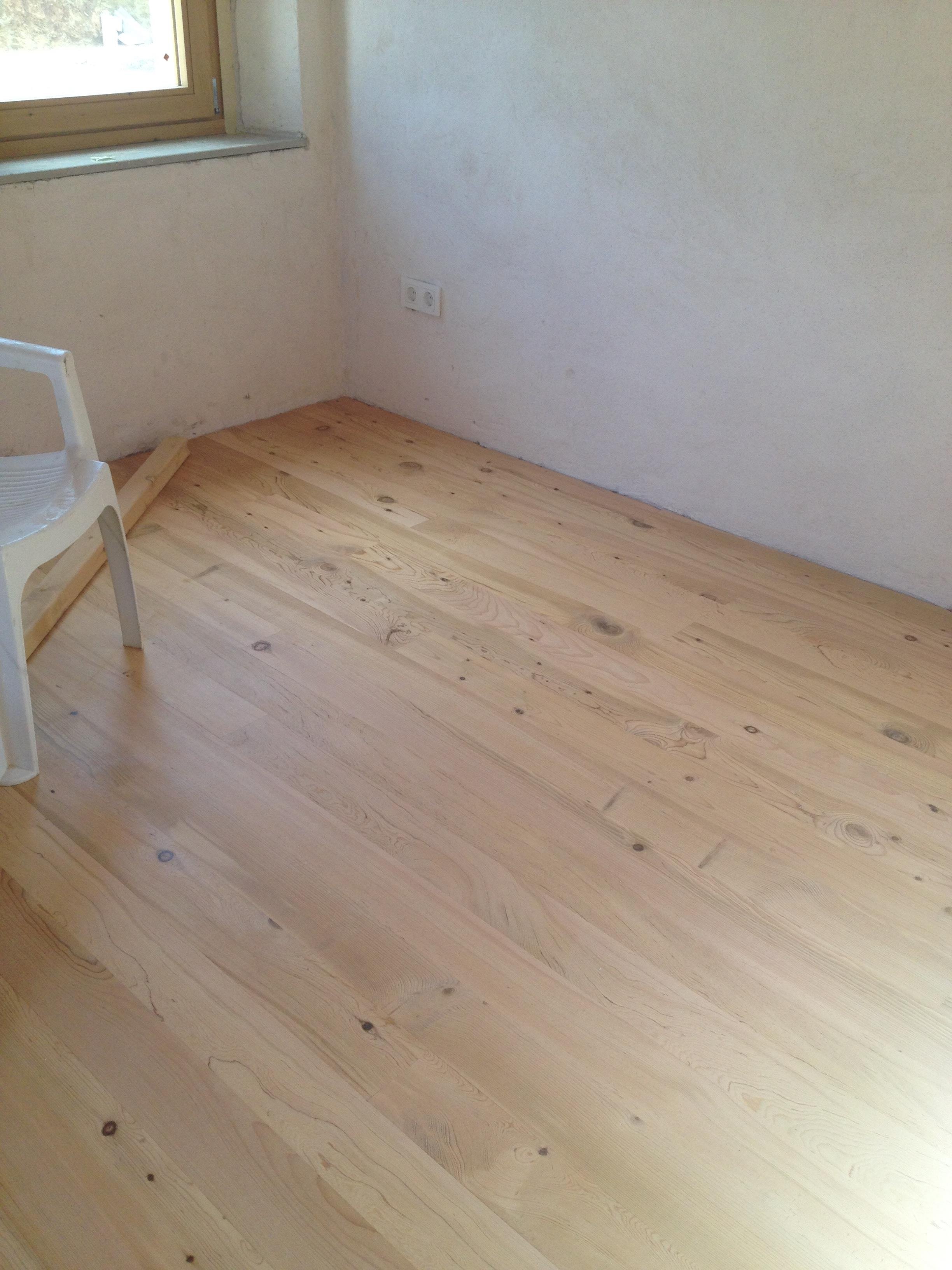 CLOU 9200 Su Bazlı Parke Verniği 2,5Lt Mat