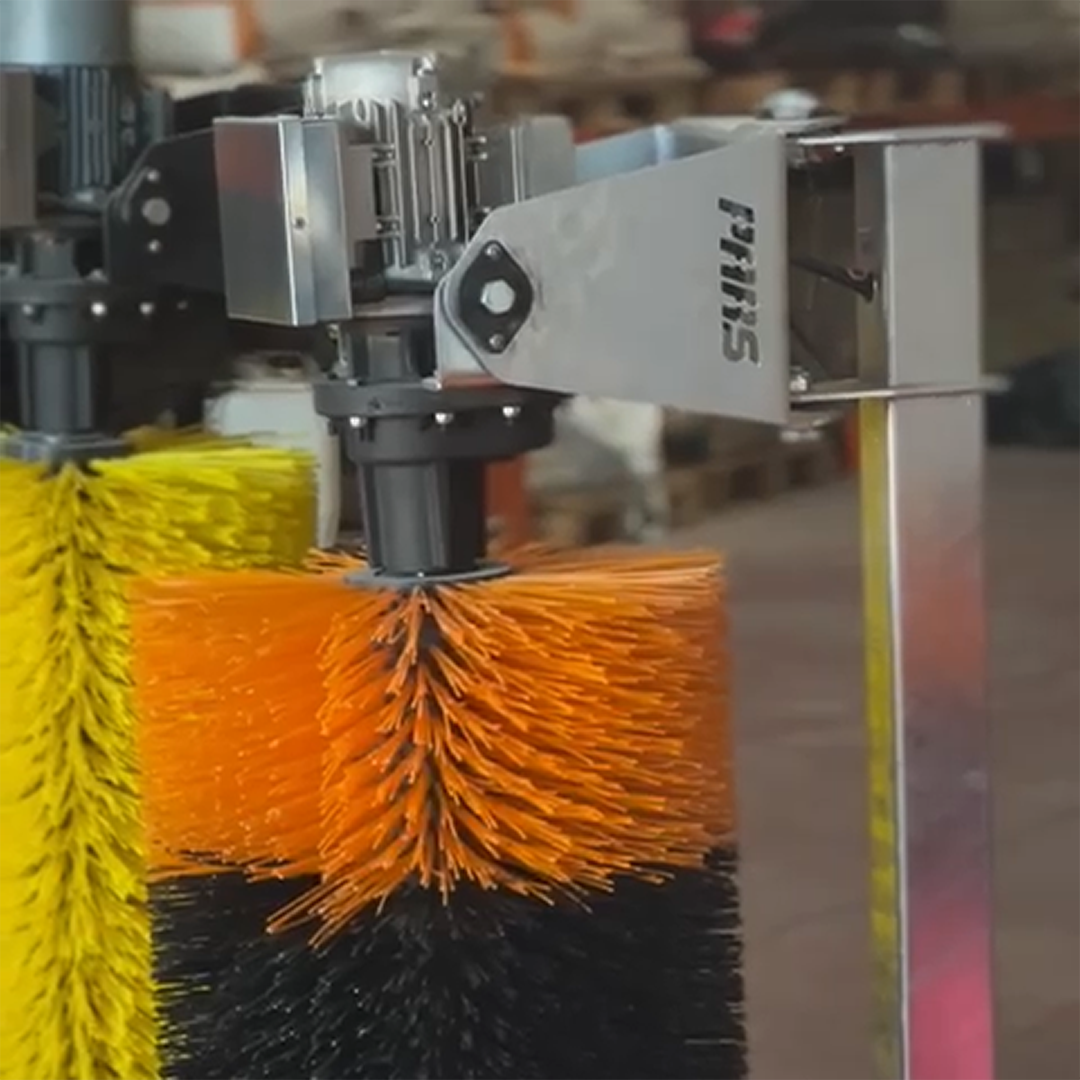 TRH Galvenizli Otomatik Hayvan Kaşıma Fırçası