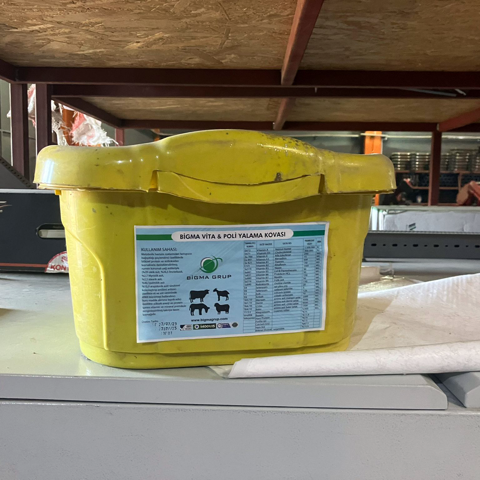 VitaPoli Yalama Kovası 25 Kg