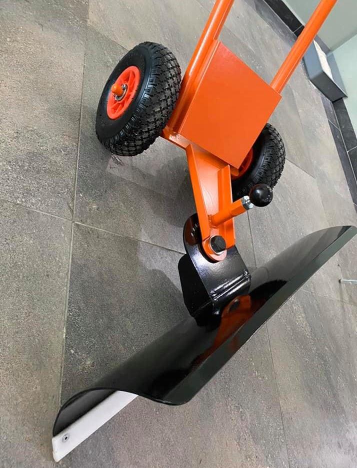 Yem, Gübre ve Kar Küreme Aracı