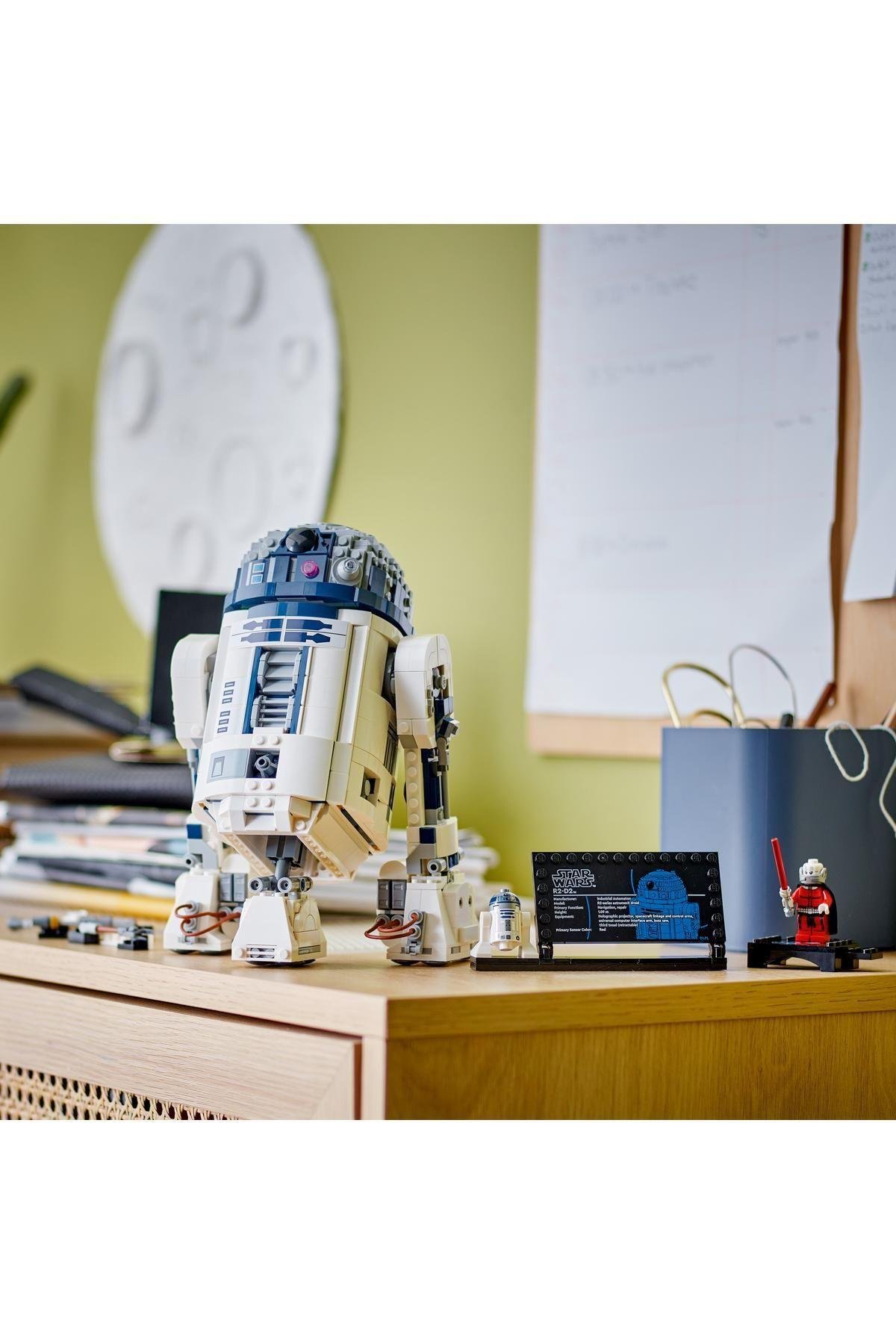 ® Star Wars™ R2-D2™ 75379 - 10 Yaş ve Üzeri İçin Yapım Seti (1050 Parça)-Lego