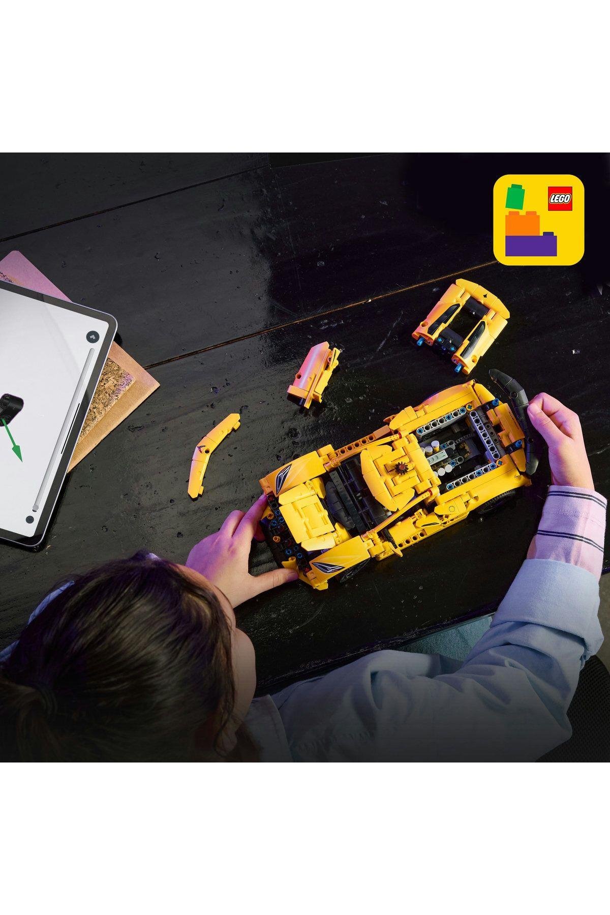 ® Technic Chevrolet Corvette Stingray 42205 - 9+ Araba İçeren Oyuncak Yapım Seti (732 Parça)-Lego Technic