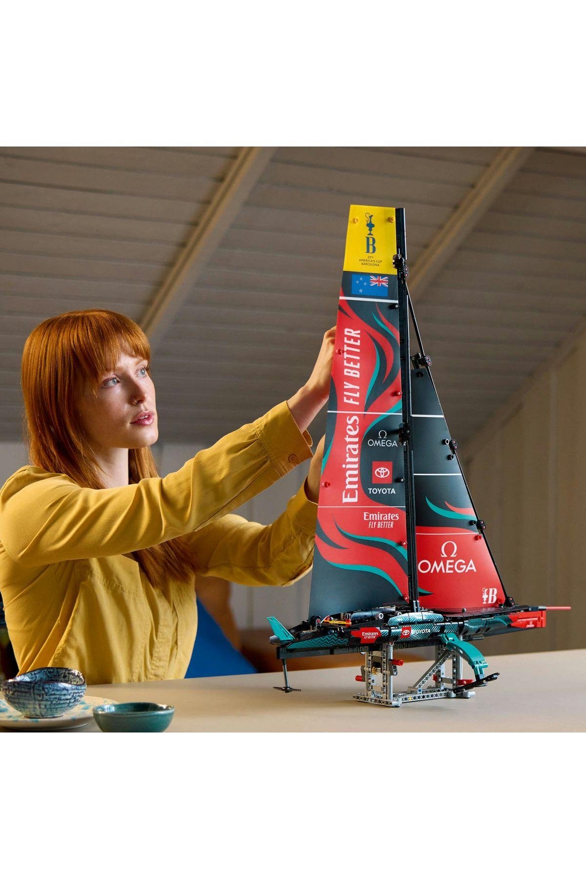 ® Technic Emirates Team New Zealand AC75 Yat 42174 - Yetişkinler için  Yapım Seti (962 Parça)-Lego Technic