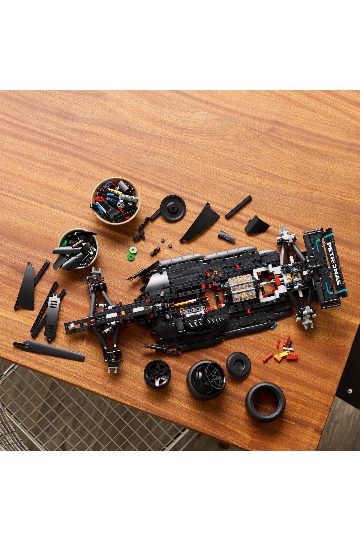 ® Technic Mercedes-AMG F1 W14 E Performance 42171- 18 Yaş ve Üzeri İçin Yapım Seti (1642 Parça)-Lego Technic