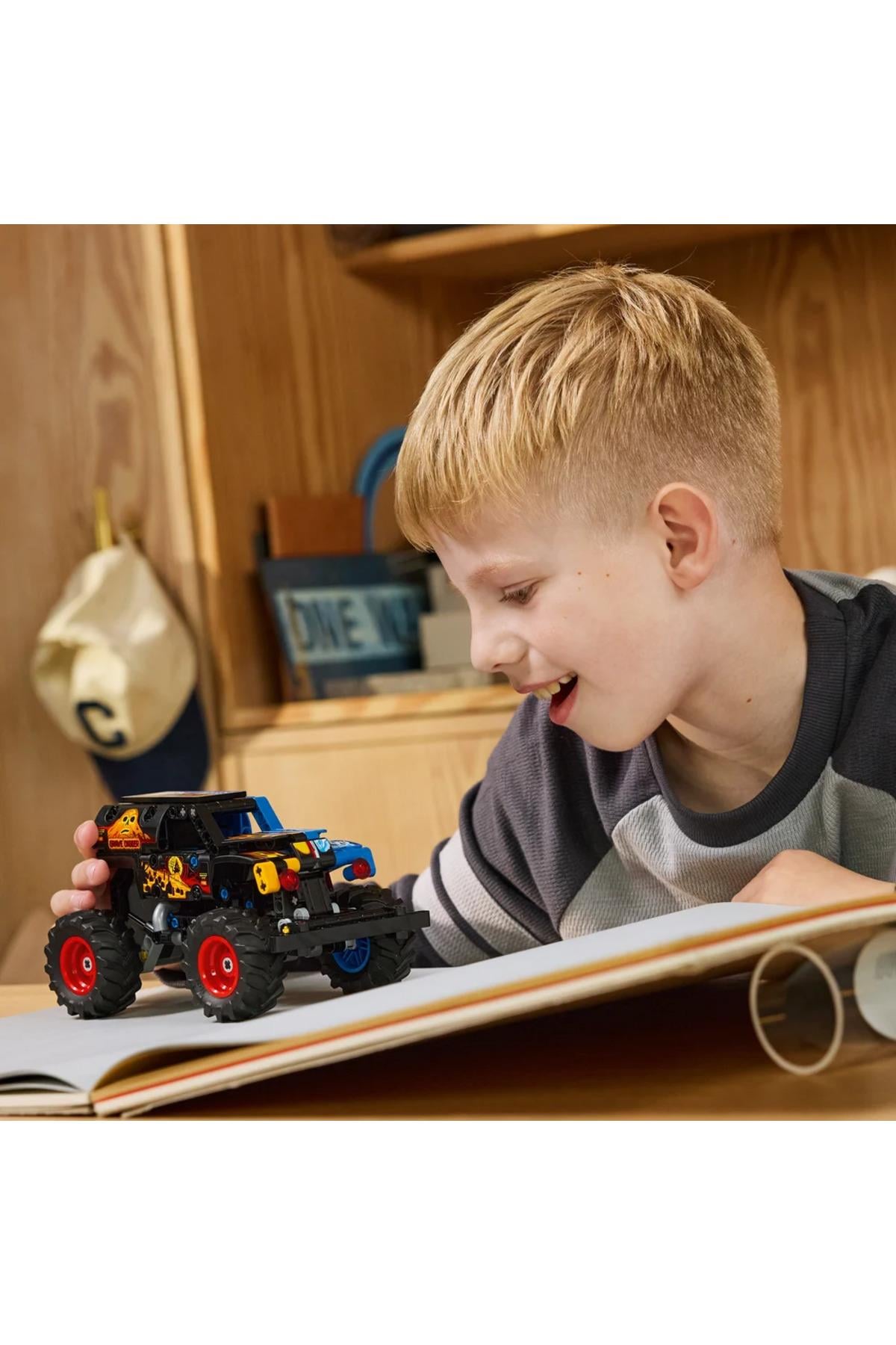 ® Technic Monster Jam™ Grave Digger™ Ateş ve Buz 42219 – 7+ Oyuncak Yapım Seti (263 Parça)-Lego