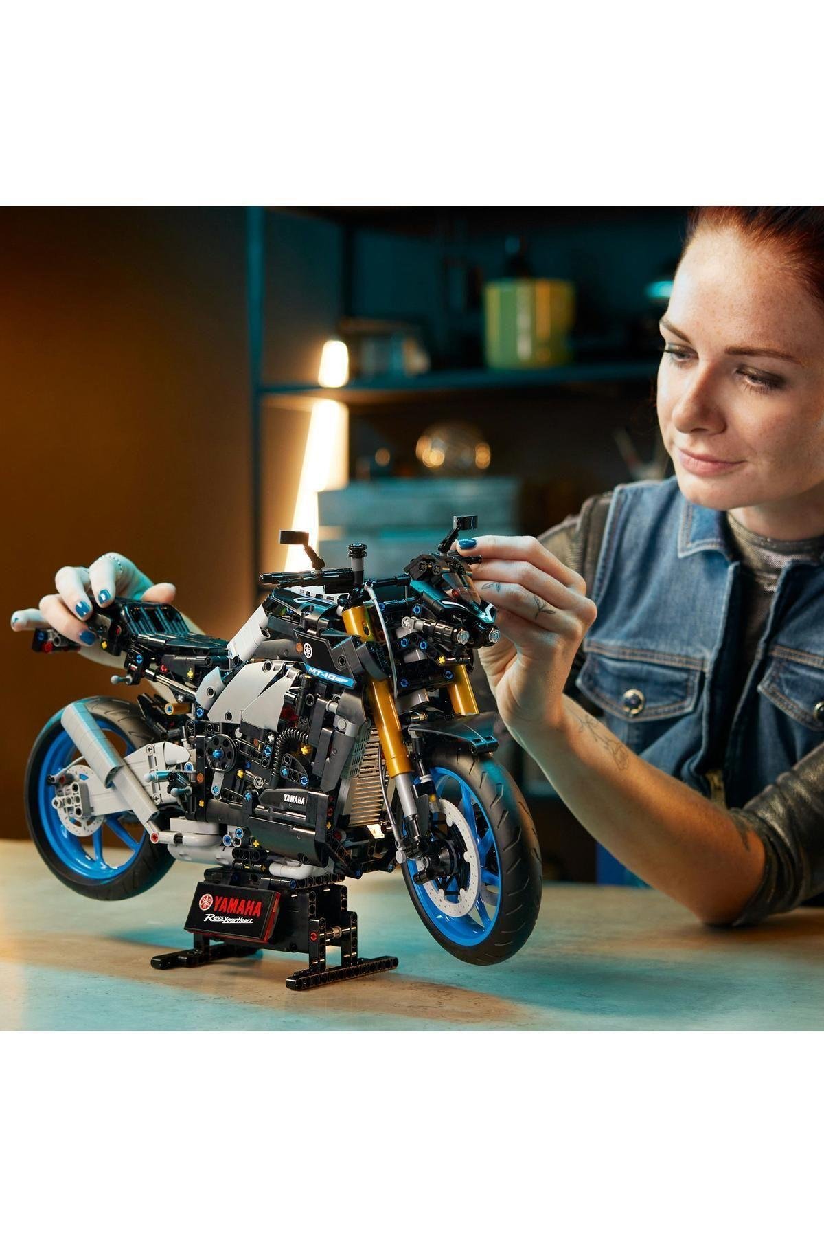 ® Technic Yamaha MT-10 SP 42159 - Yetişkinler için Koleksiyonluk  Model Yapım Seti (1478 Parça)-Lego Technic